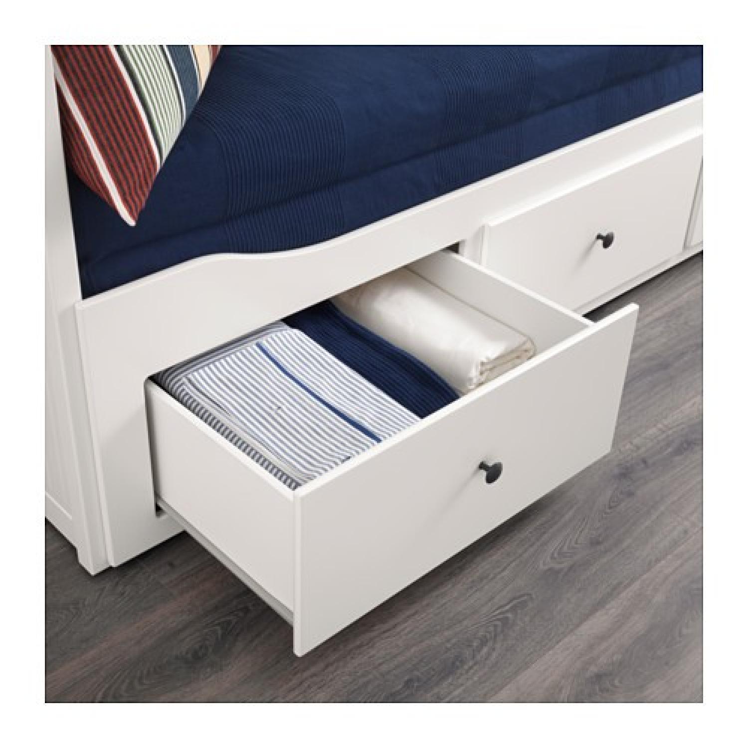 Ikea Hemnes Daybed w/ Trundle AptDeco