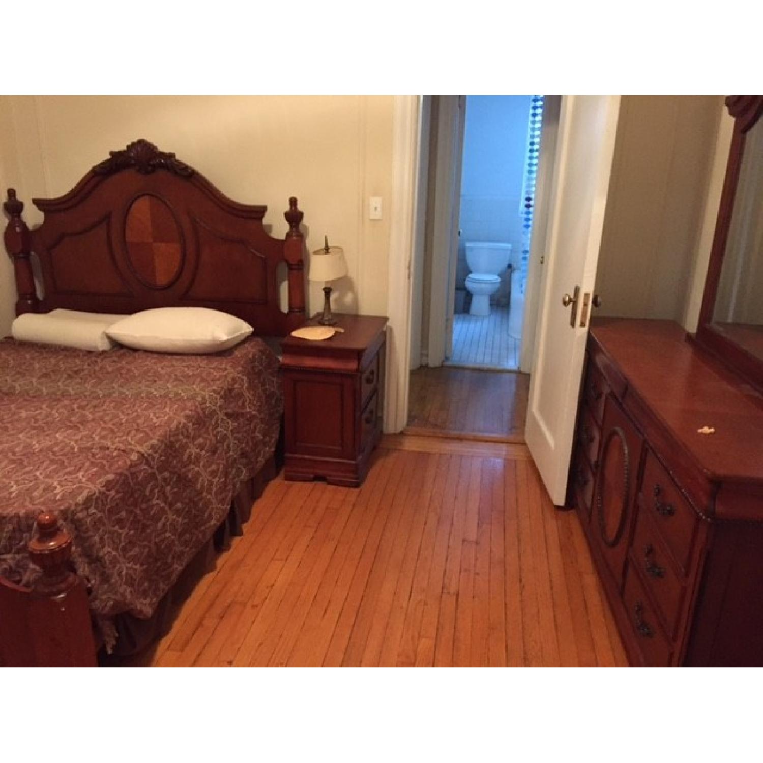 Bob's Classique 4 Piece Bedroom Set - image-4