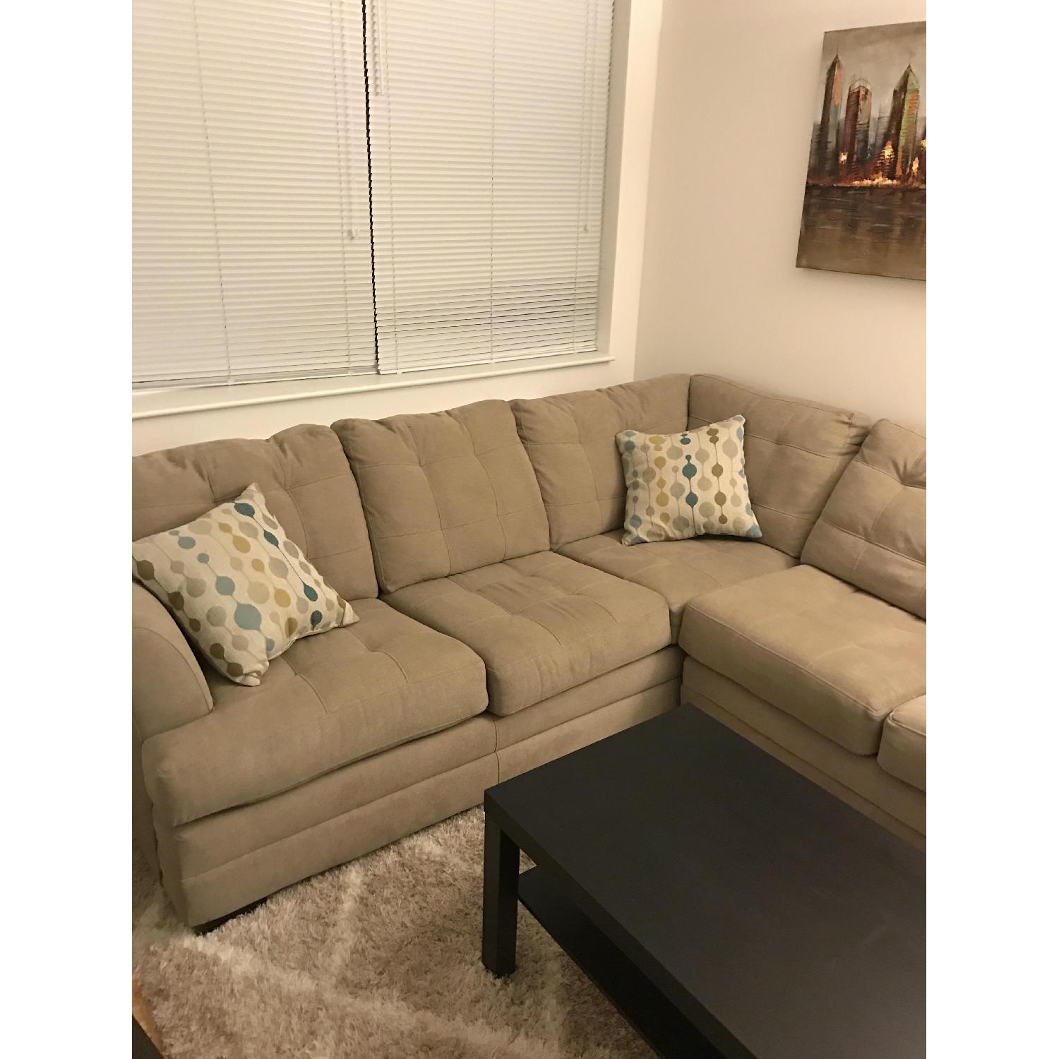Raymour & Flanigan Hayden Sectional Sofa - image-2