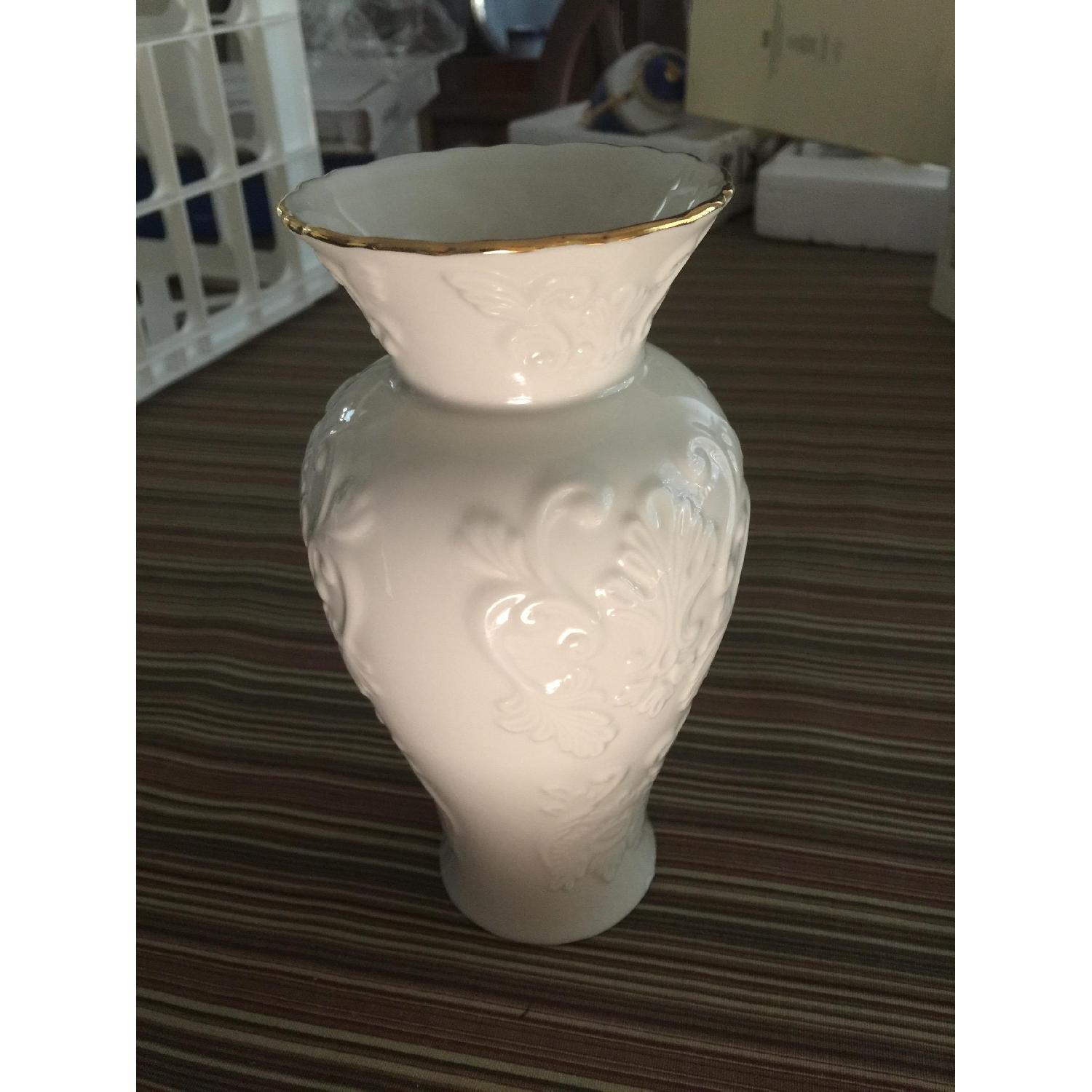 Lenox Georgian Medium Vase - image-1