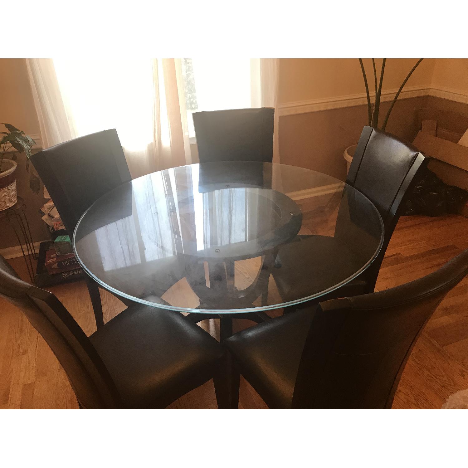 Raymour & Flanigan Glass Dining Table w/ 5 Chairs - image-2