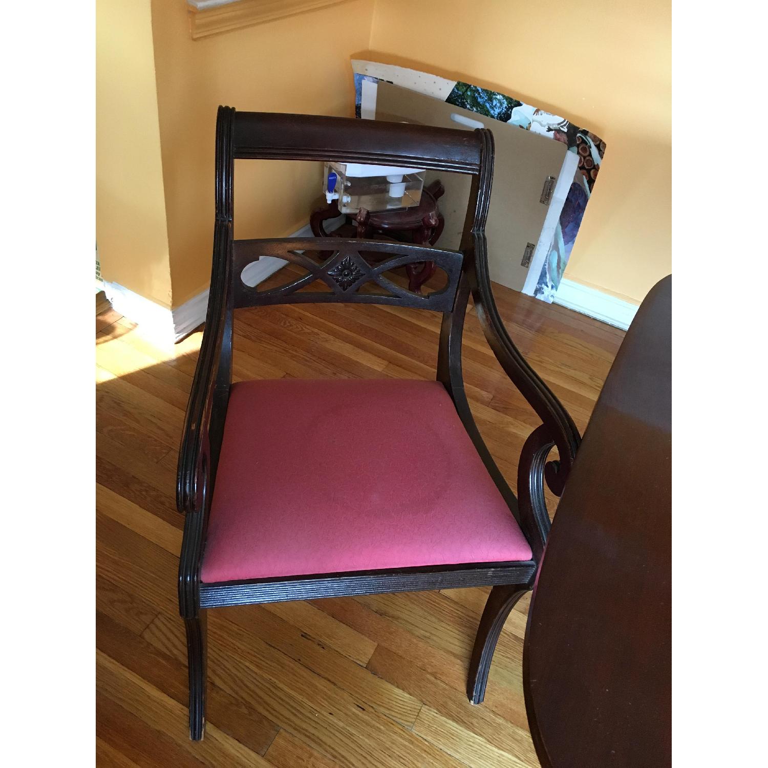 Antique Mahogany Dining Table w/ 6 Chairs - image-2