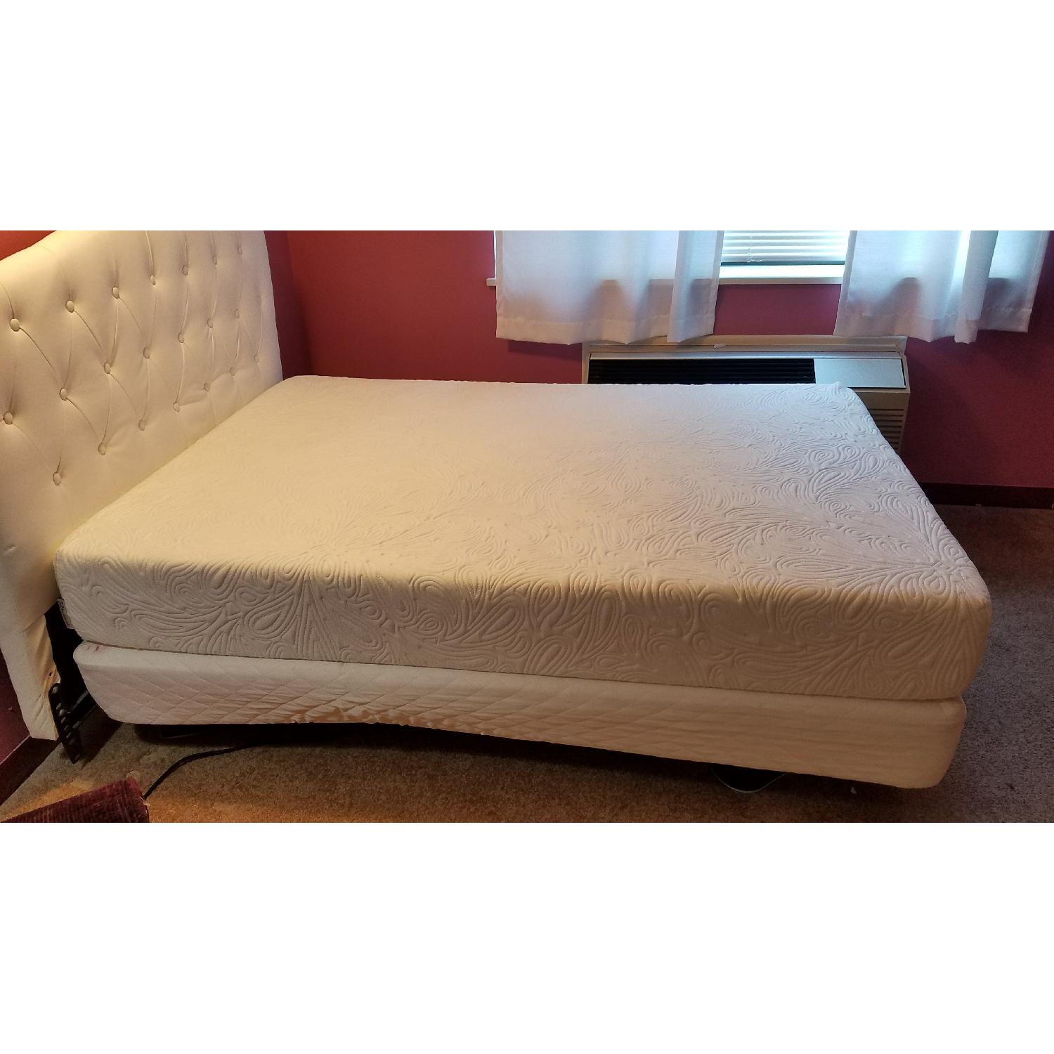 Leggett & Platt Adjustable Bed Frame w/ Heat & Massage - image-3
