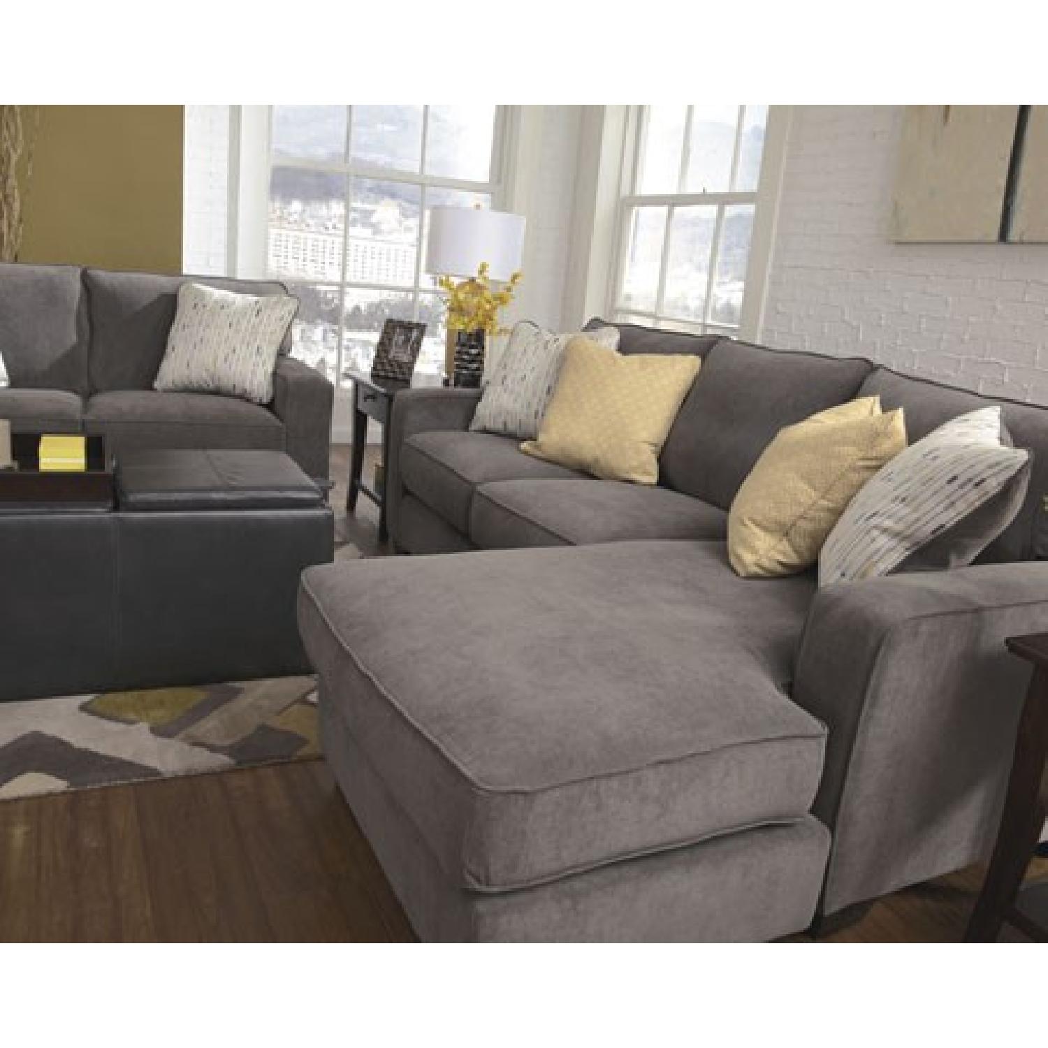Ashley's Hodan Sectional Sofa w/ Chaise - image-2