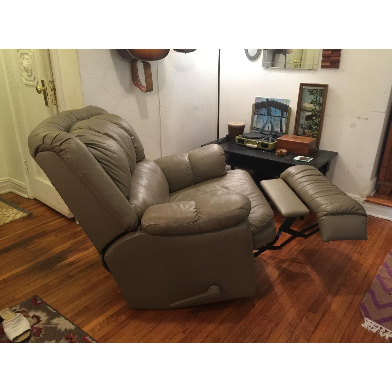 La-Z-Boy Reclining Chair - image-3