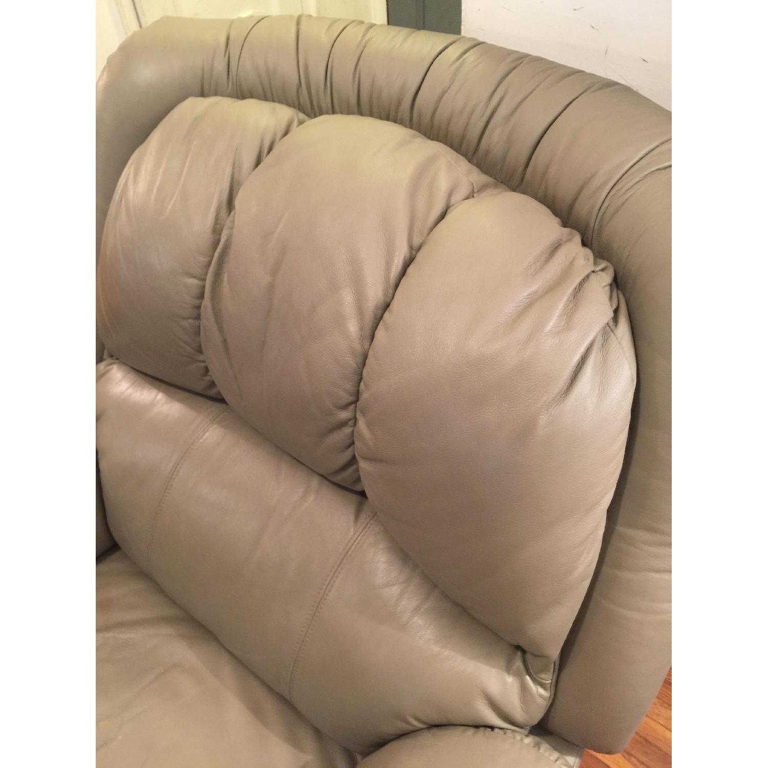 La-Z-Boy Reclining Chair - image-5