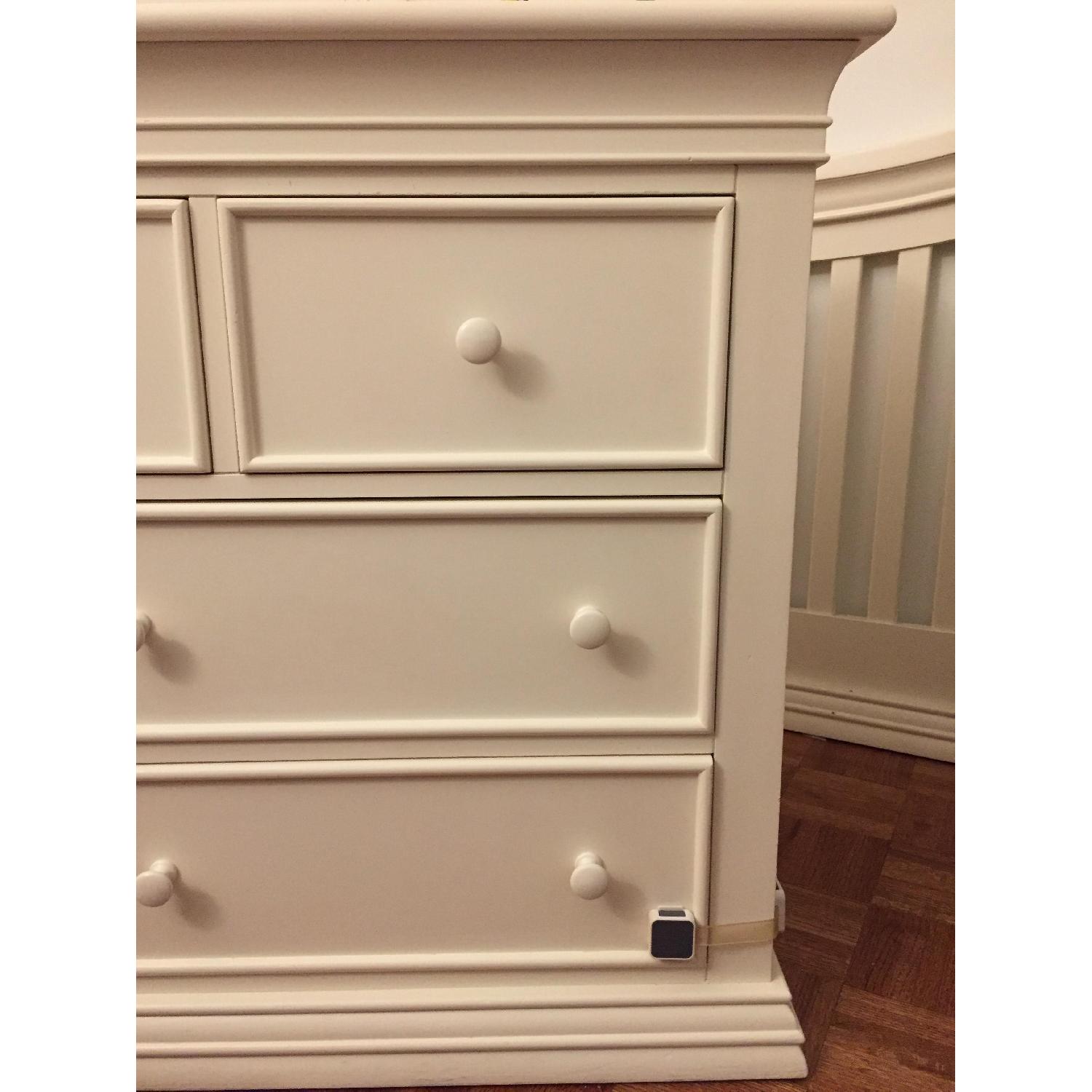 Sorelle Verona Double Dresser w/ Changer in French White - image-6