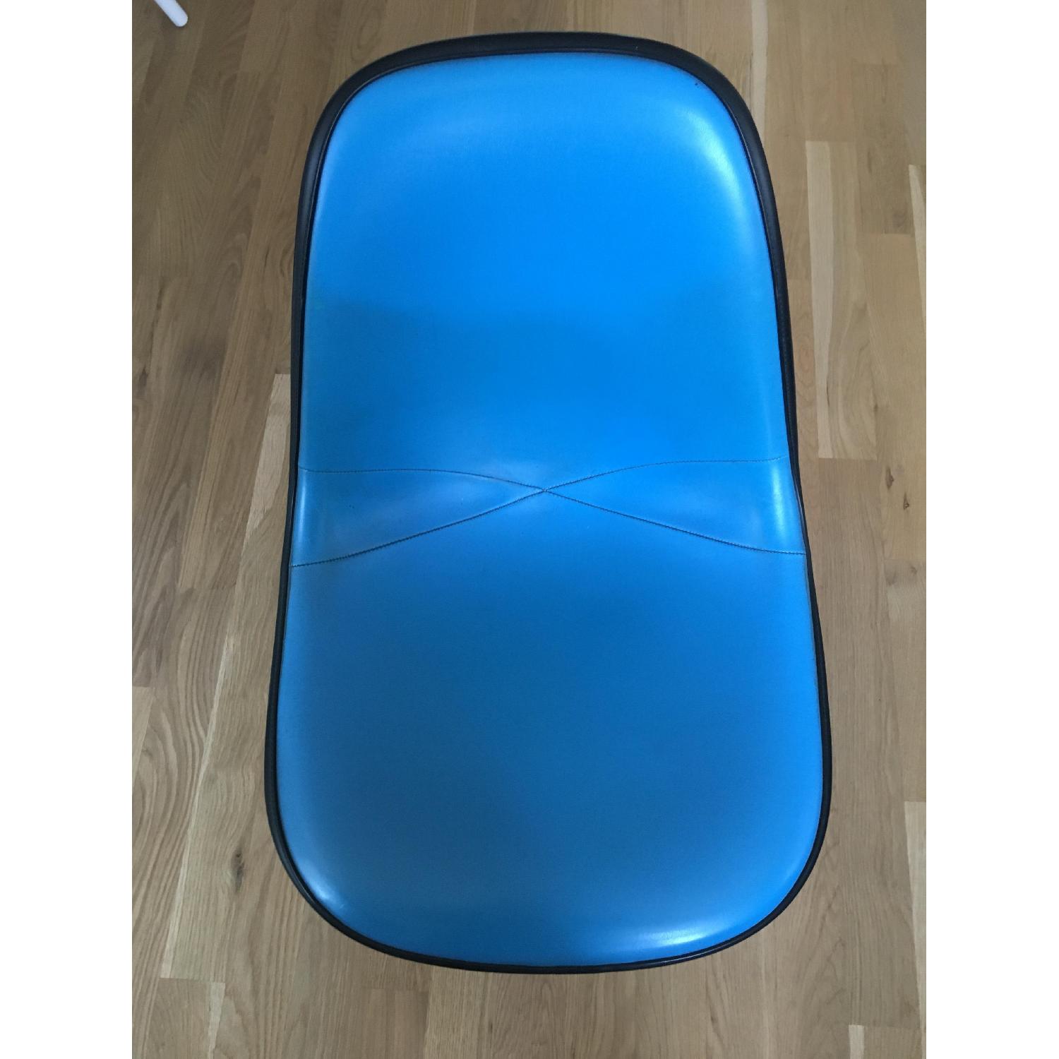 Herman Miller Eames Vintage Chair - image-7
