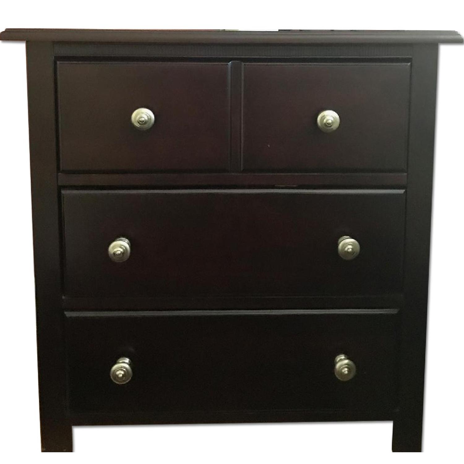 Macy's Murray Hill 4 Piece Queen Bedroom Set - image-12