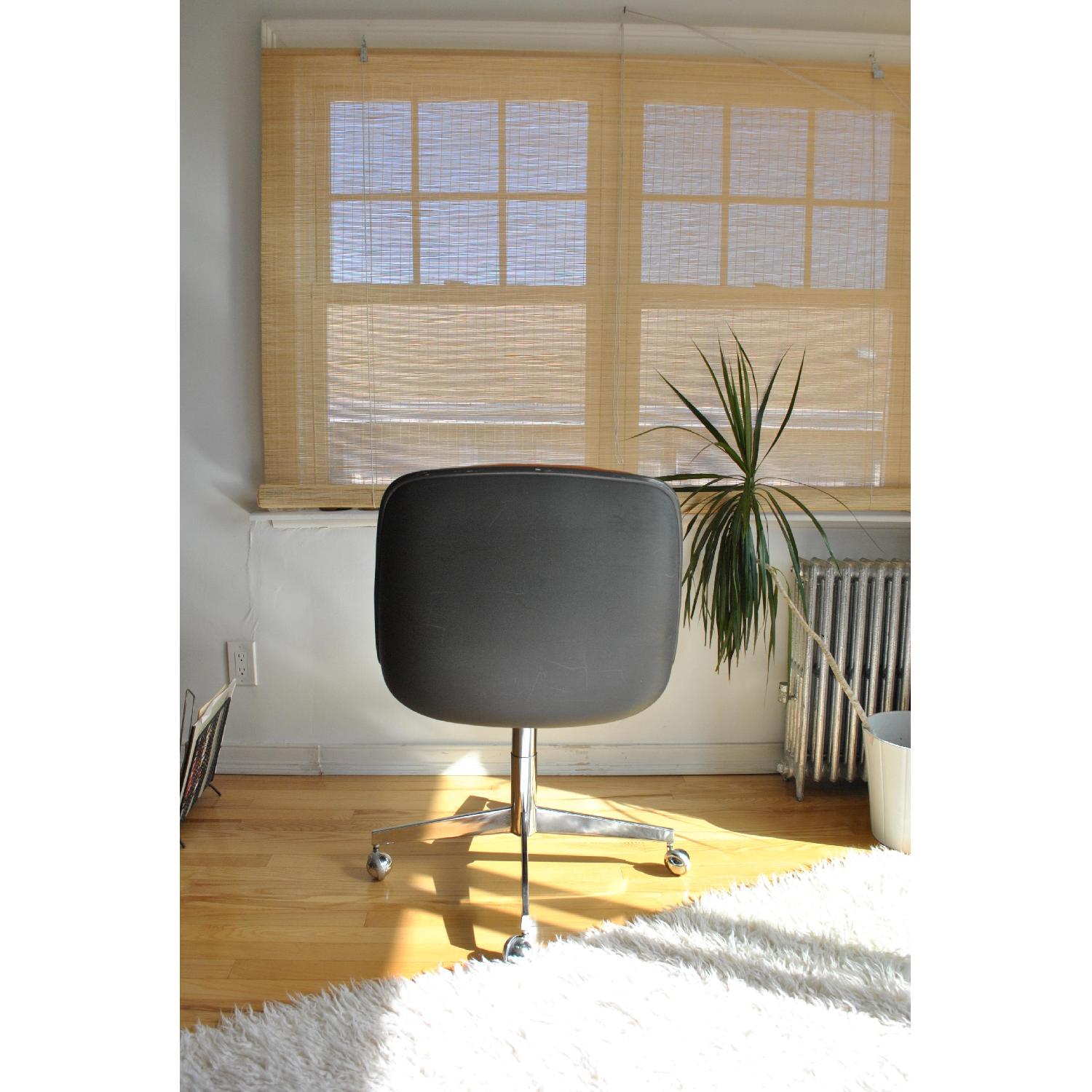 Steelcase Mid Century Swivel Office Chair - image-4
