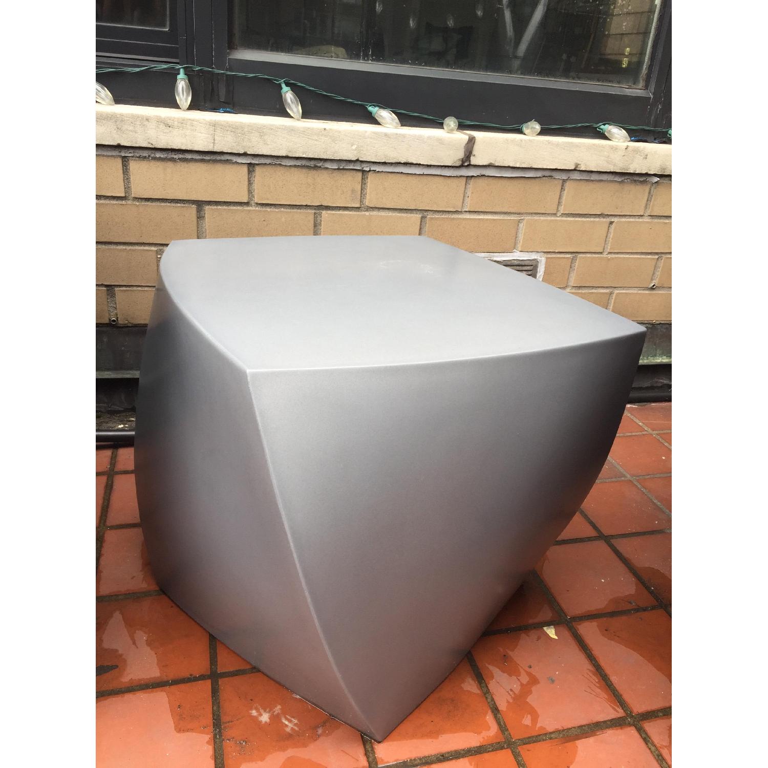 Design with Reach Frank Gehry Outdoor Left Twist Cube - image-2