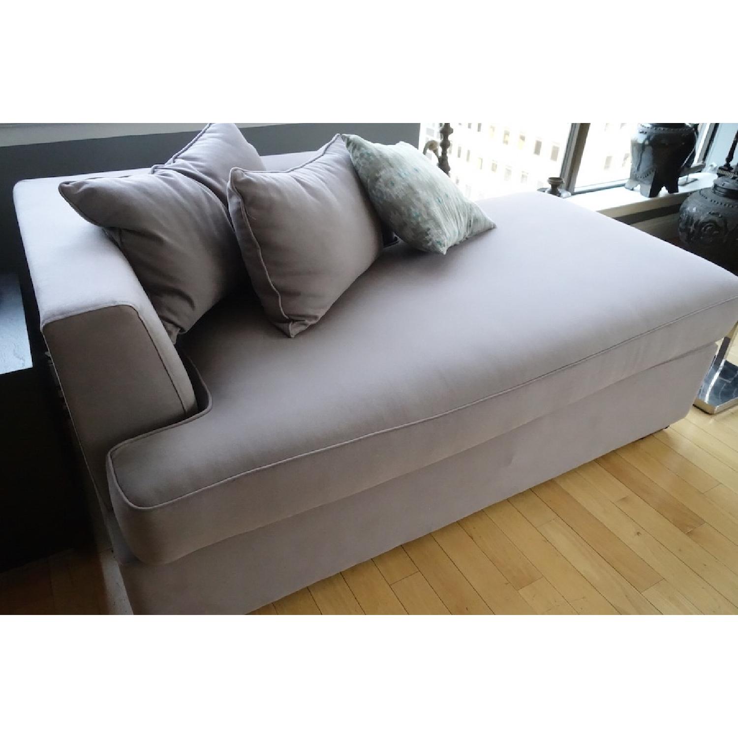 2 Seater Daybed/Chaise Lounge AptDeco