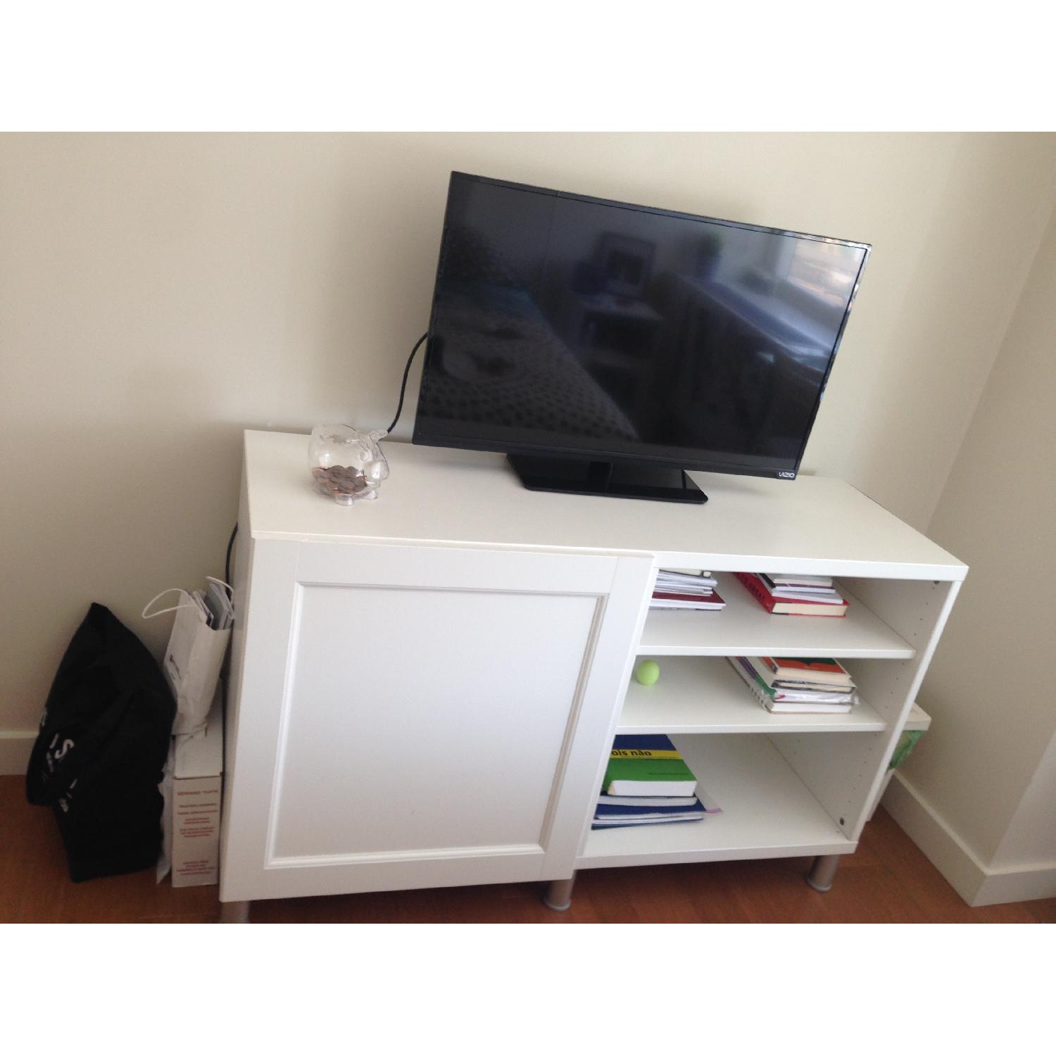 Ikea 5 Piece bedroom Set - image-2