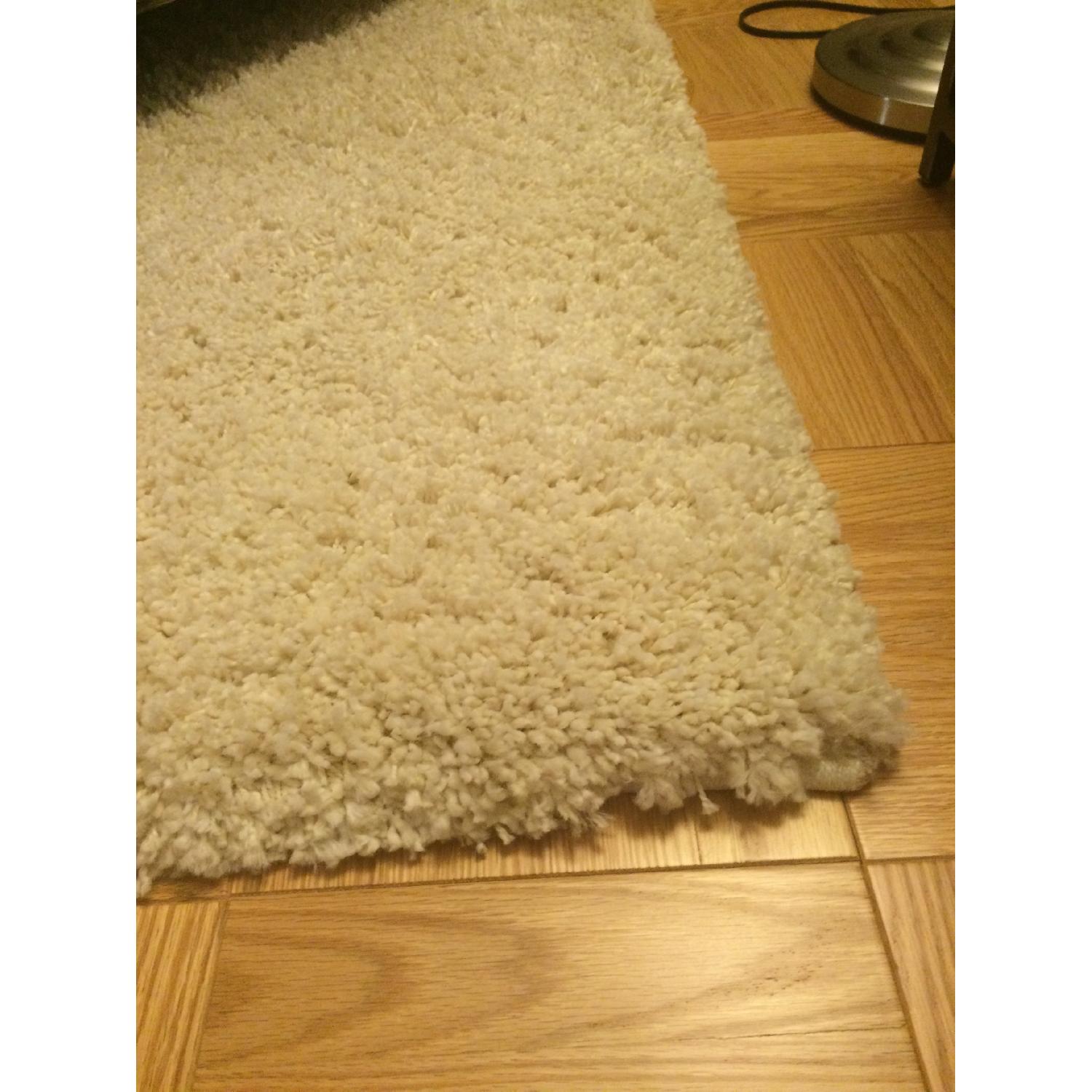 White Shag Rug - image-3