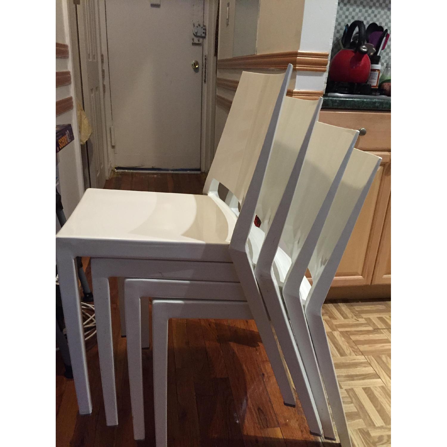 Crate & Barrel Ypsilon Dining Table w/ 4 Chairs - image-3