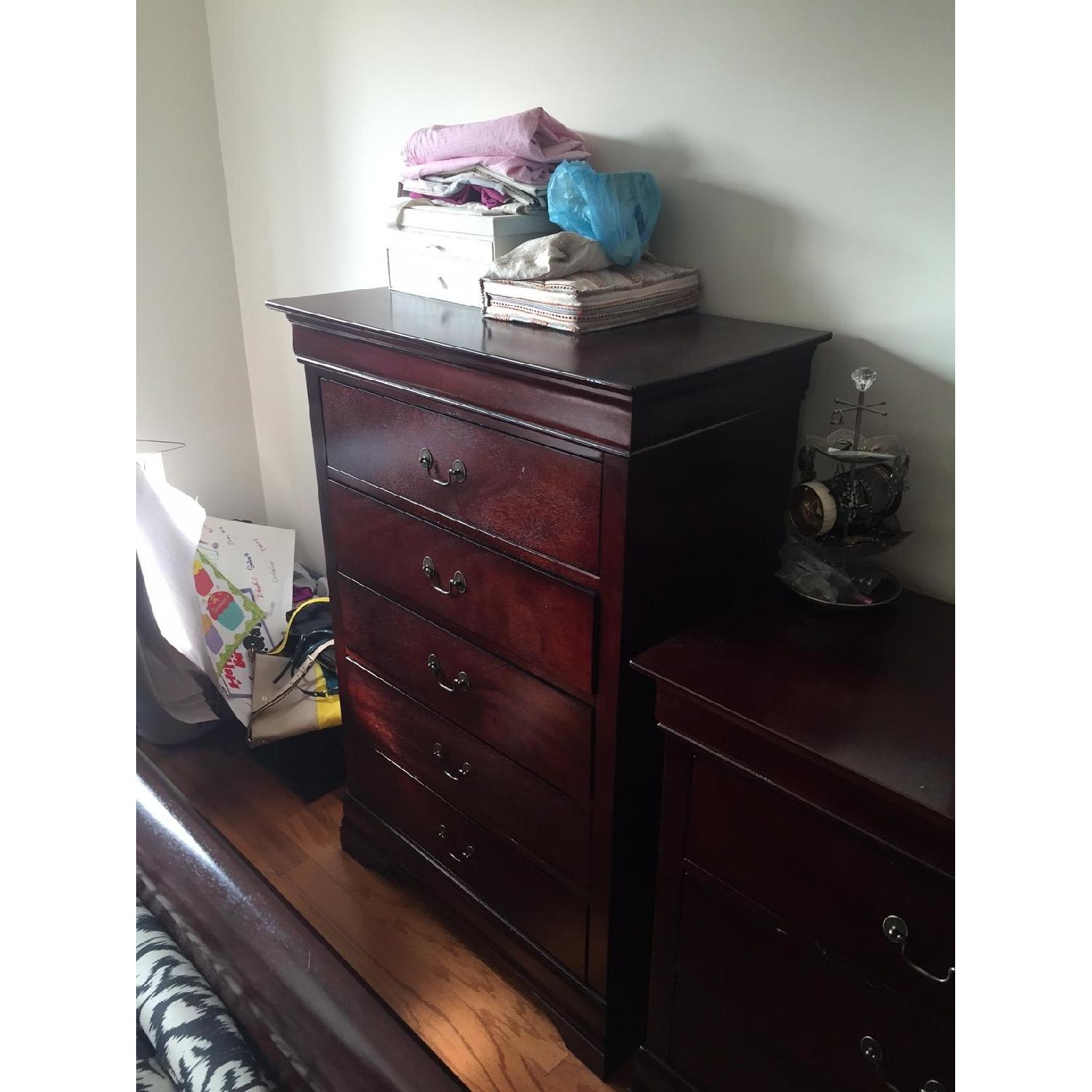 Cherry Finish Hardwood Eastern King Size Sleigh Bedroom Set - image-3