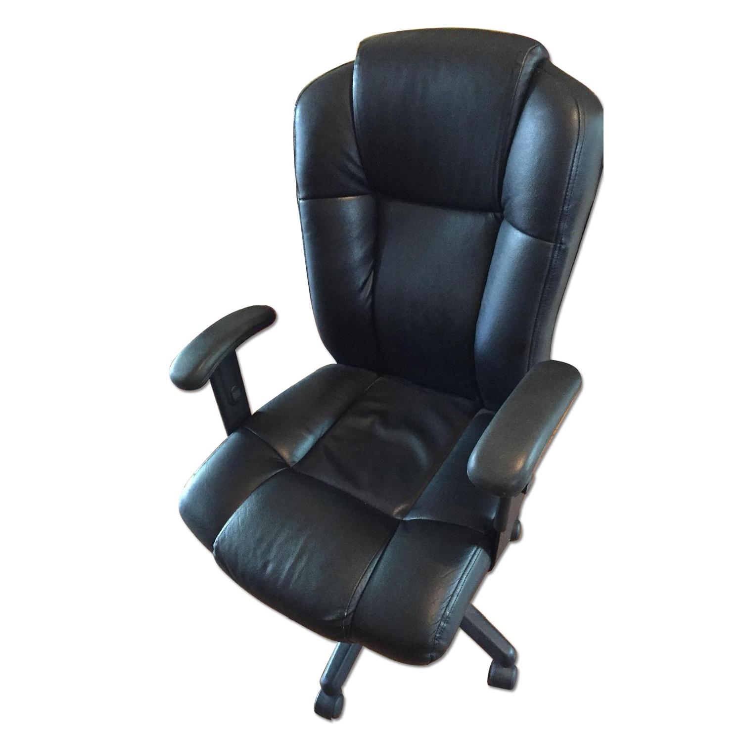 Black High Back Faux Leather Cushioned Office Chair AptDeco