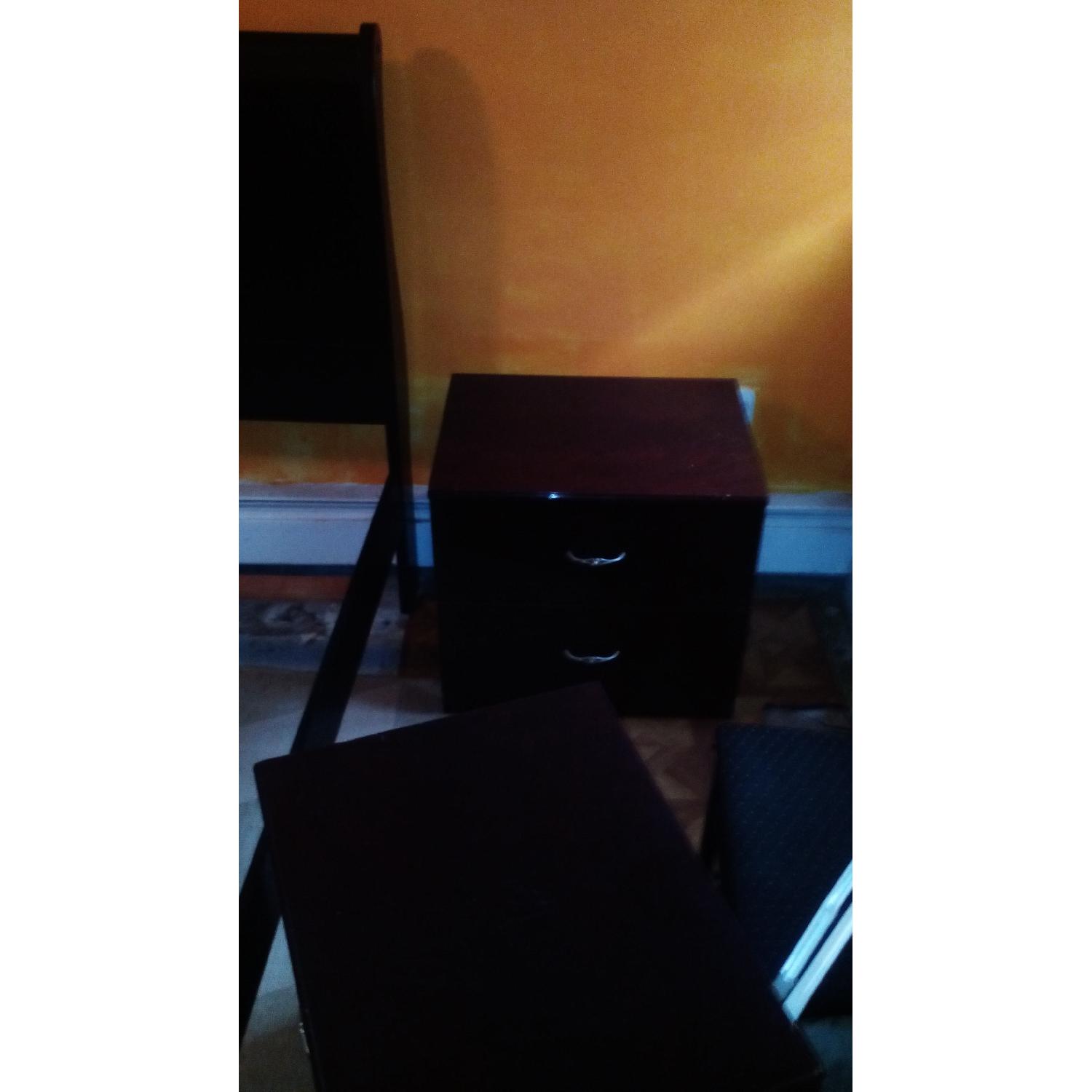 Twin Size Bed with Mirror Stand - image-3