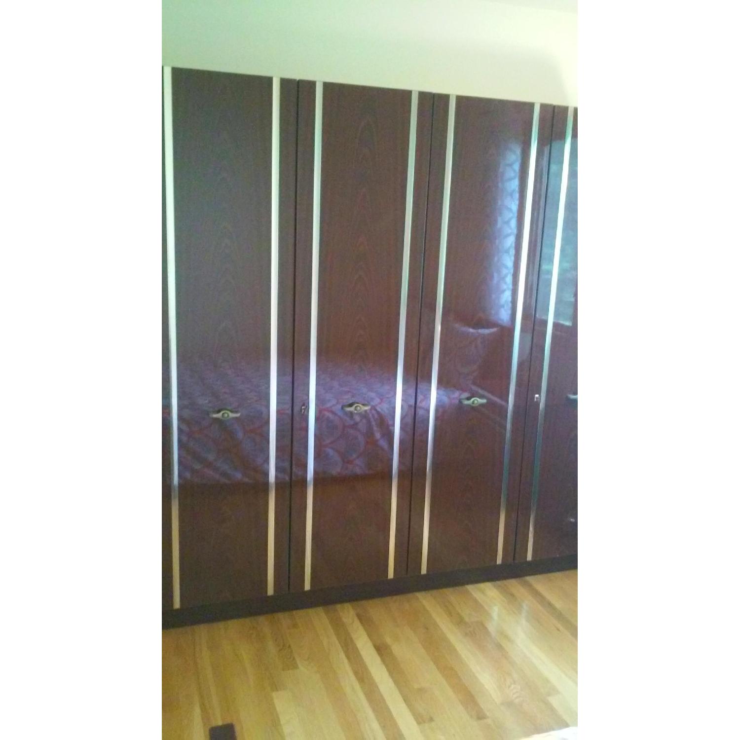 3 Piece Queen Bedroom Set - image-2