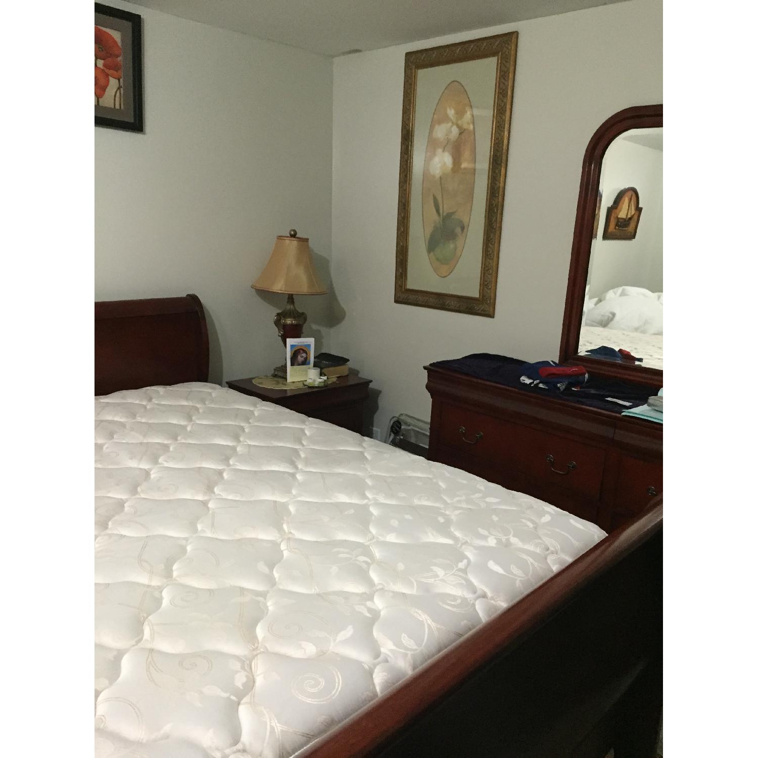 Walter of Wabash 4 Piece Bedroom Set - image-6