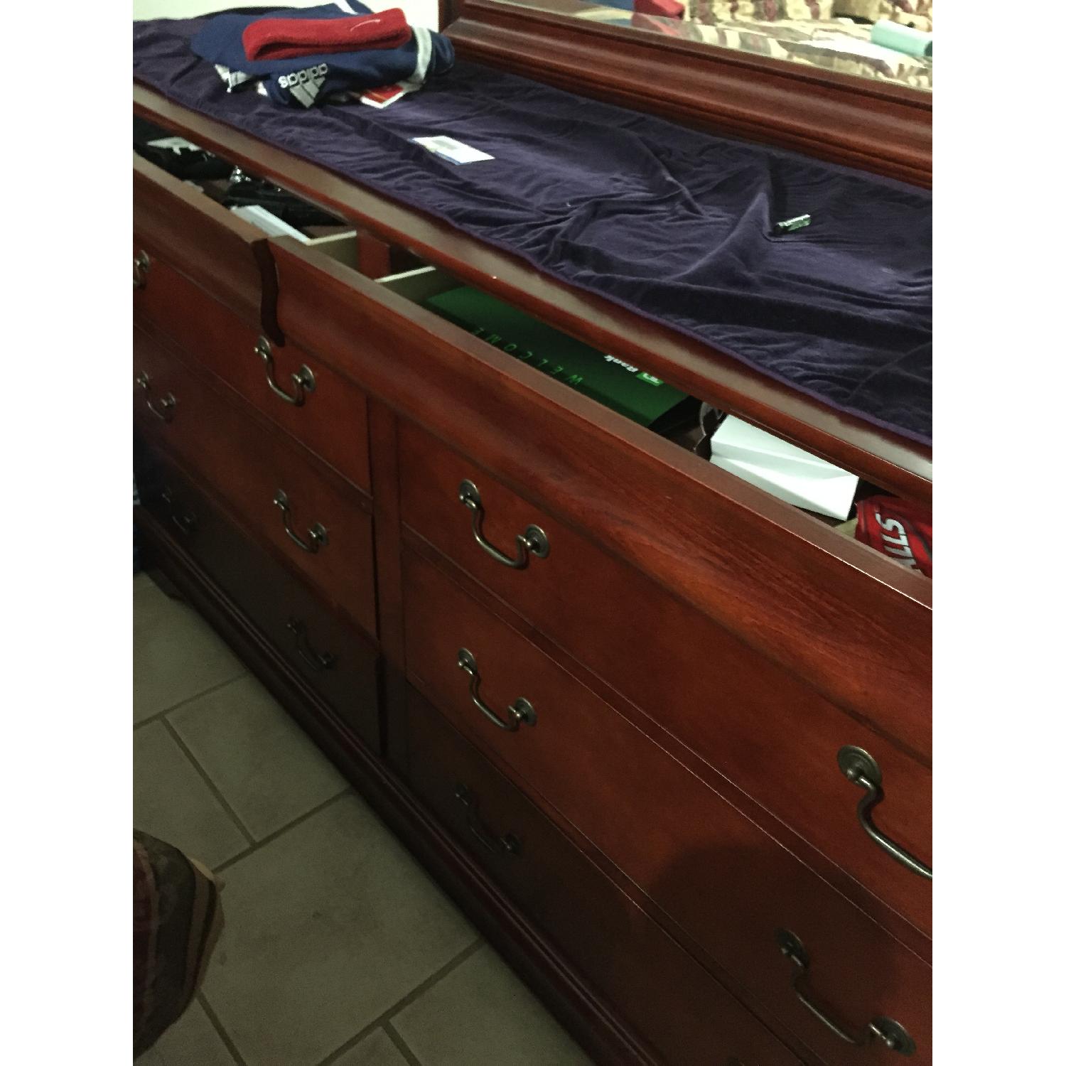 Walter of Wabash 4 Piece Bedroom Set - image-30