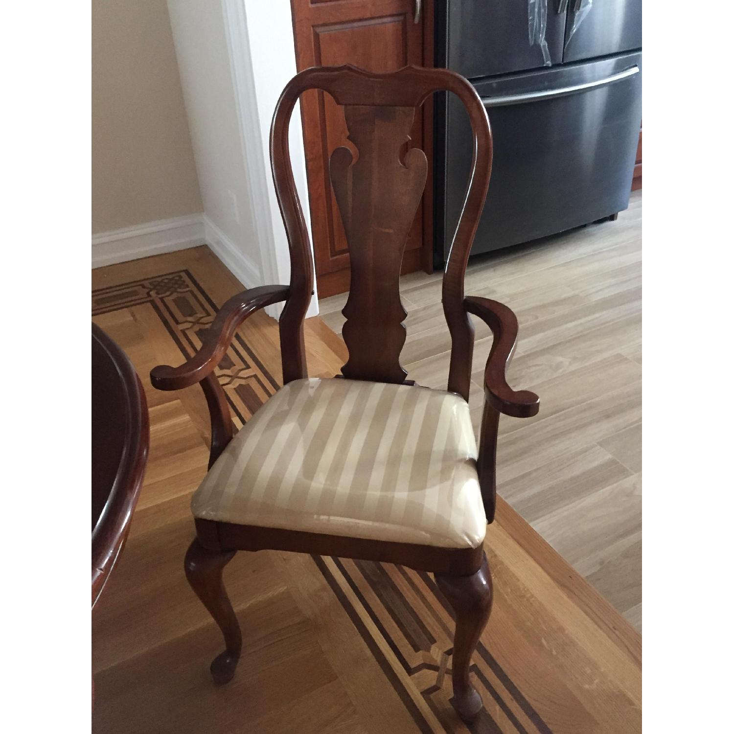 Thomasville Vintage Mahogany Formal Dining Set - image-5
