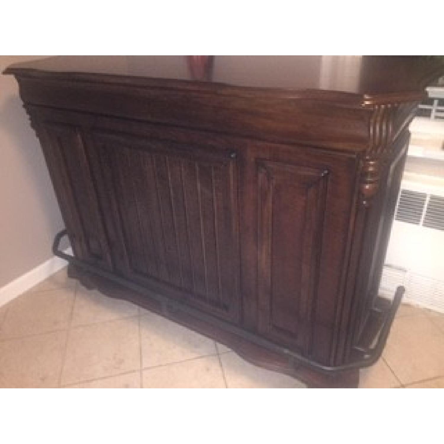 Classic Large Cherry Bar w/ 2 Bar Stools - image-6