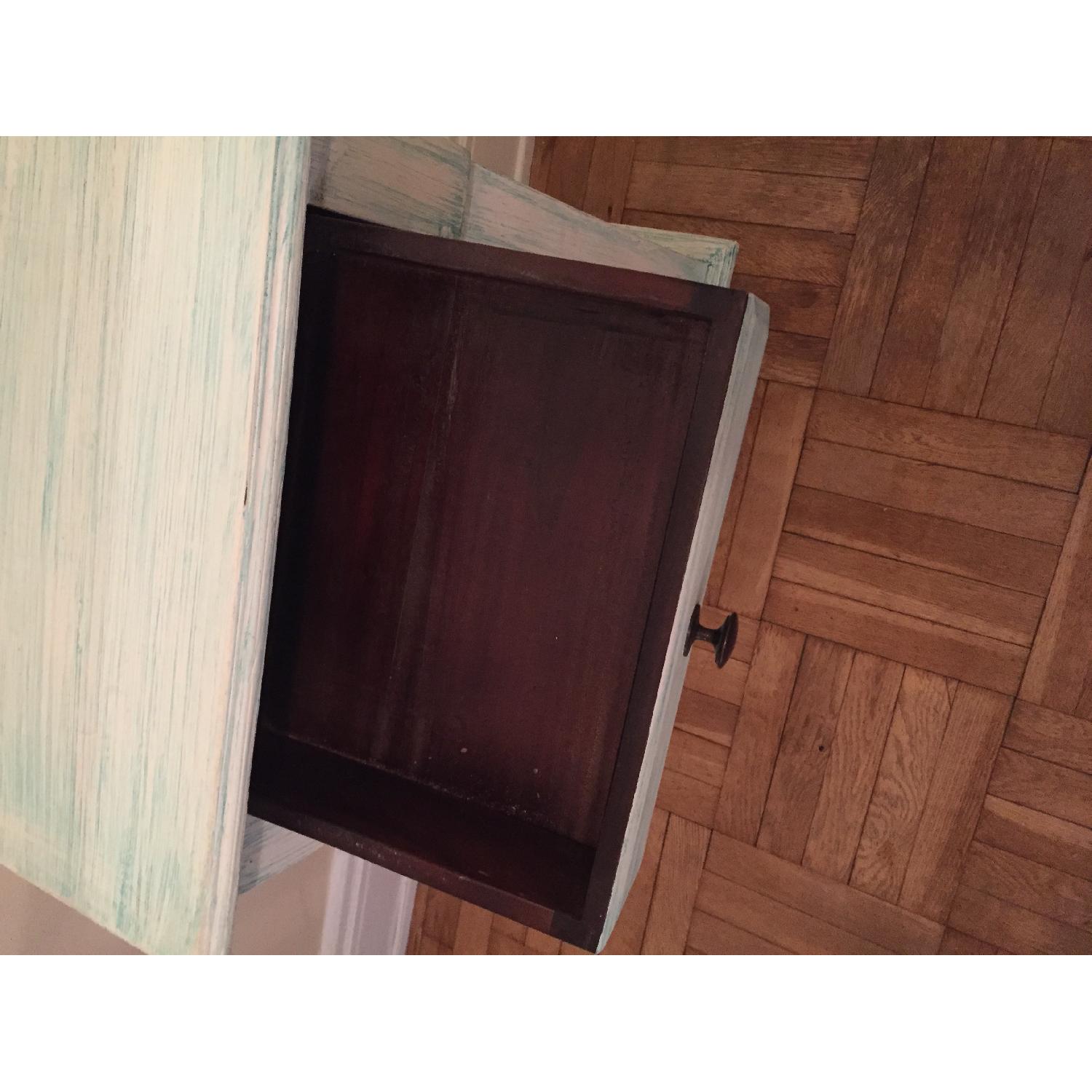 Nadeau Furniture Vintage Style Entryway Table w/ Built-in Mirror - image-3