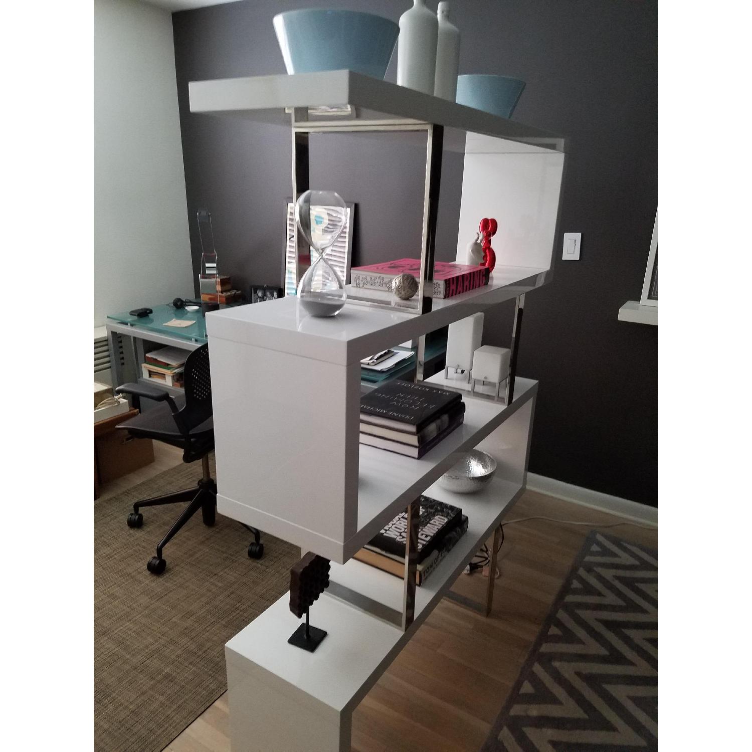 Casa Bianca White Lacquer & Polished Chrome Shelving Unit - image-4