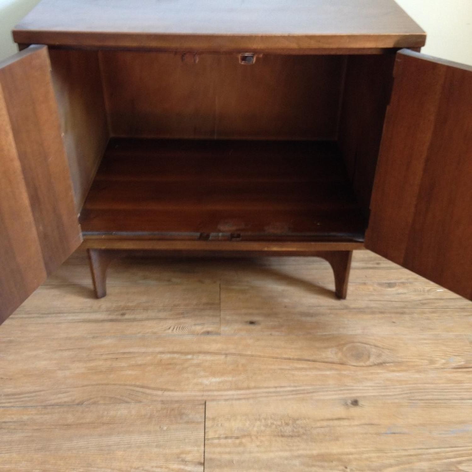 Broyhill Brasilia Nightstands/Side Tables - image-3