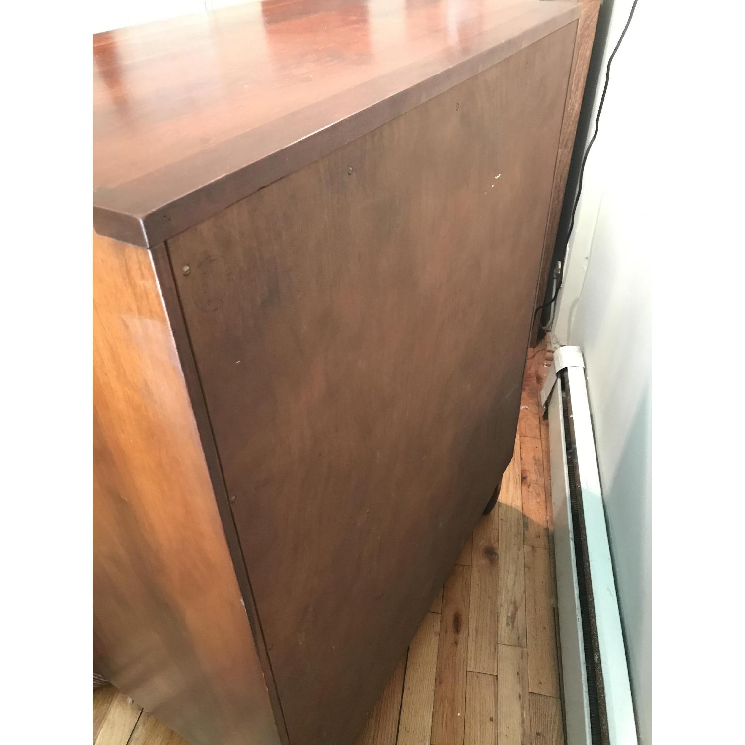 Willett Furniture Solid Cherry 4 Piece Bedroom Set - image-4