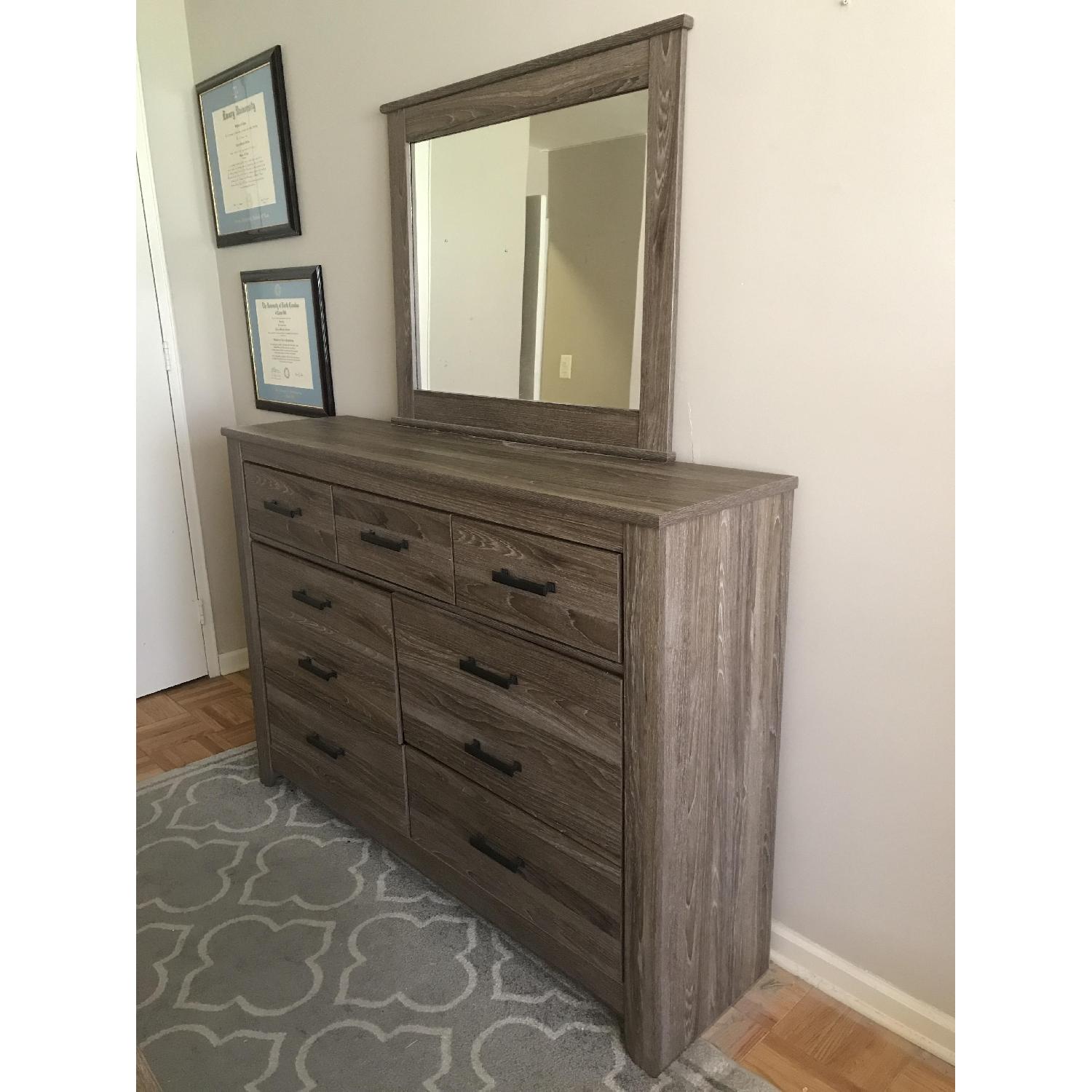 Ashley's Gray Dresser w/ Mirror - image-1