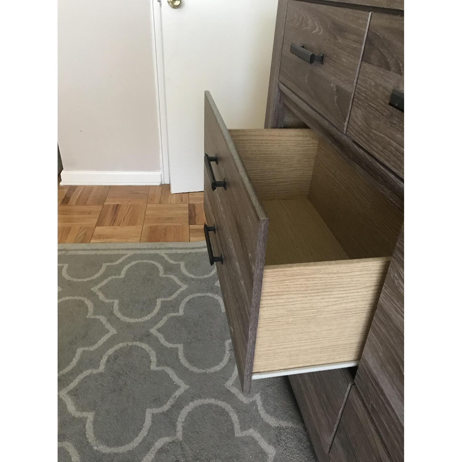 Ashley's Gray Dresser w/ Mirror - image-7