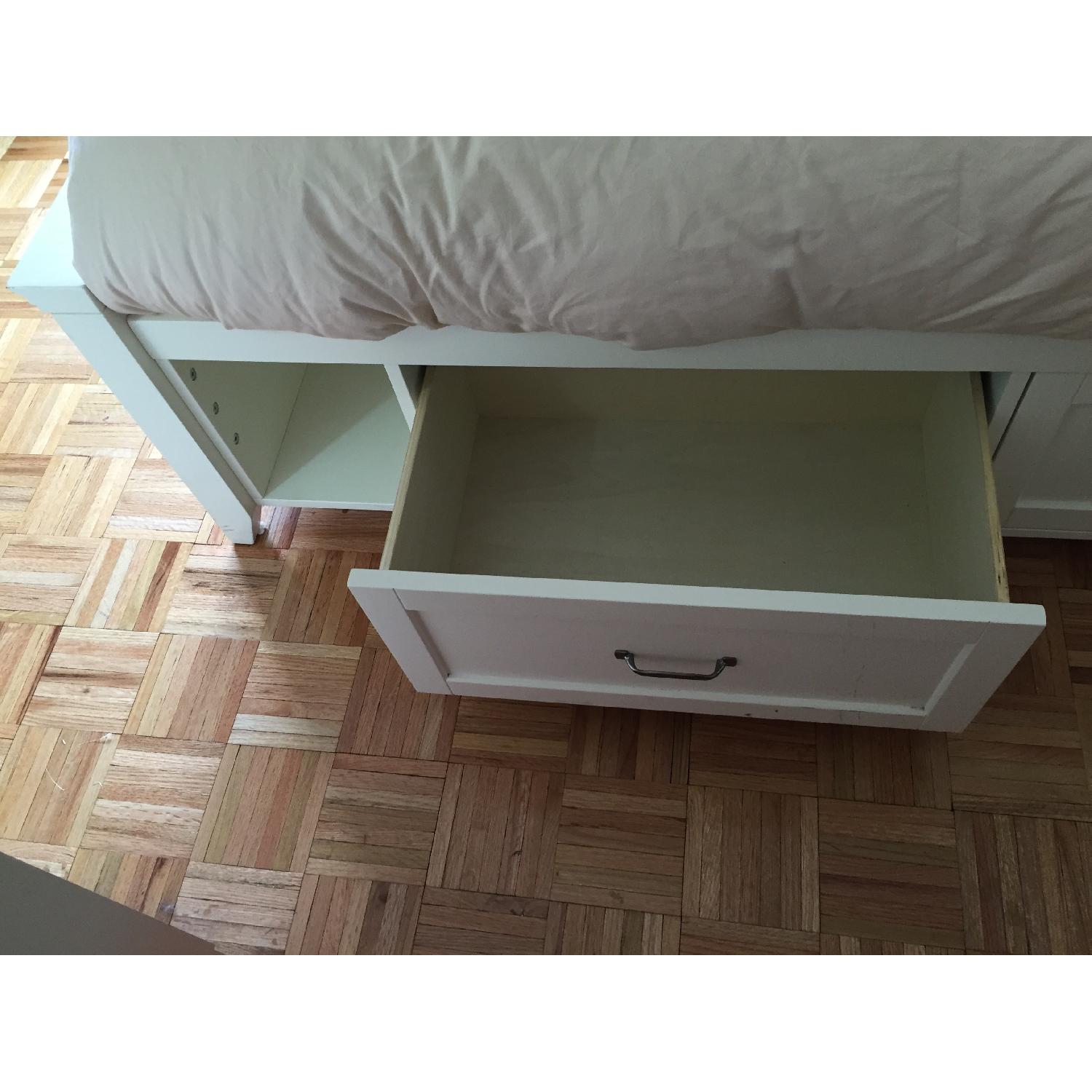 Pottery Barn Teen Hampton Storage Bed + Mirror Tower Set - image-3