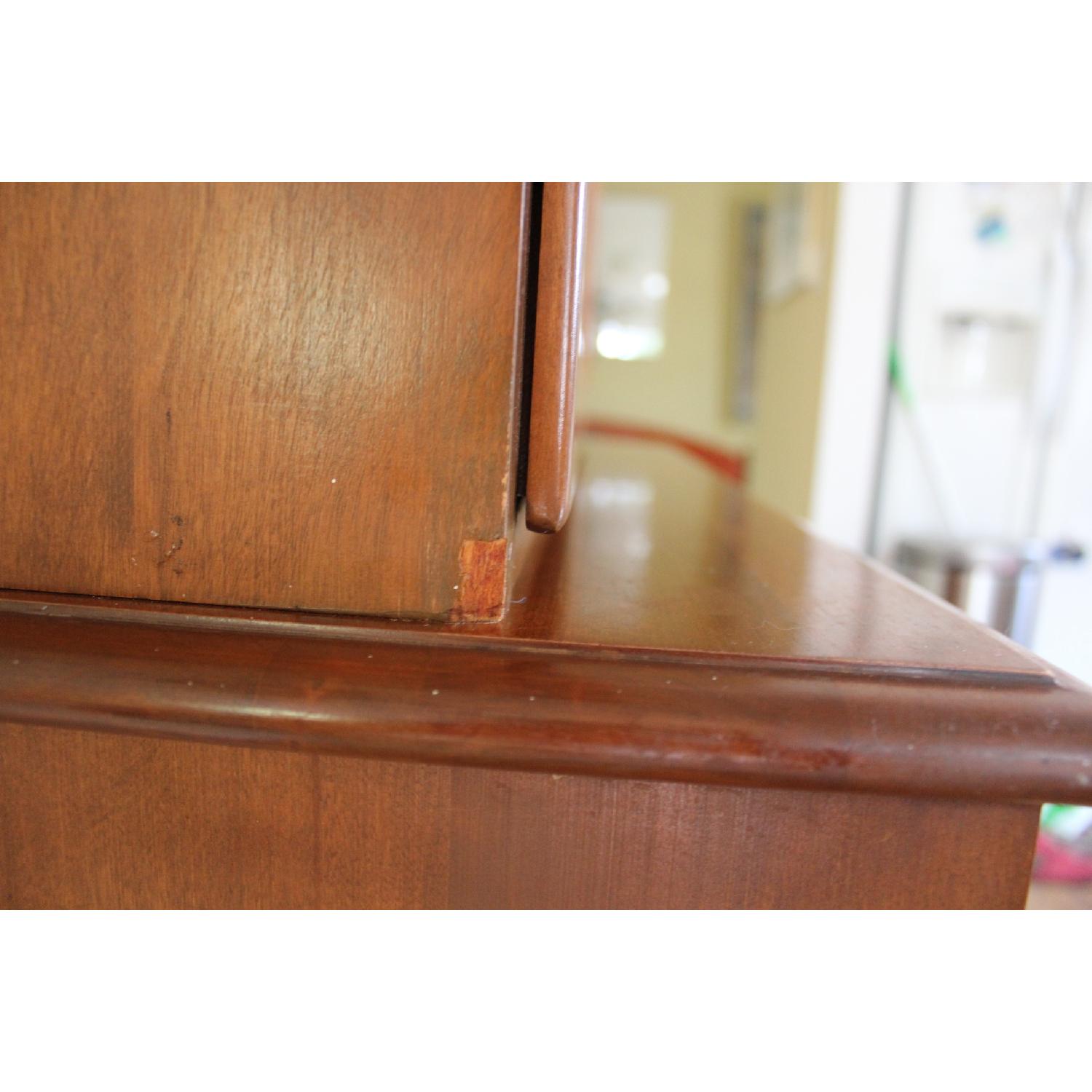 Ethan Allen American Traditional Nutmeg Maple China Cabinet - image-4