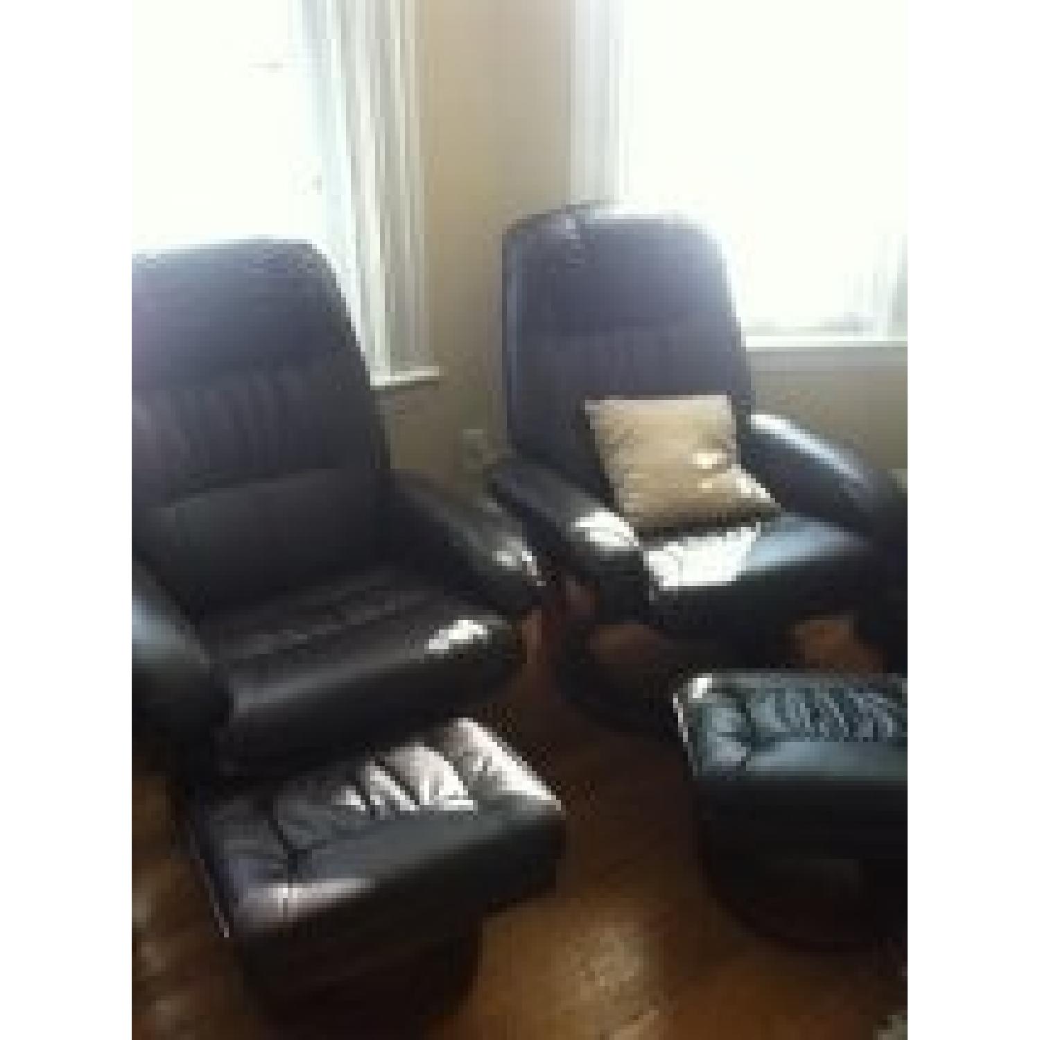 Jordan's Furniture Leather Recliner & Footstool Set - image-2