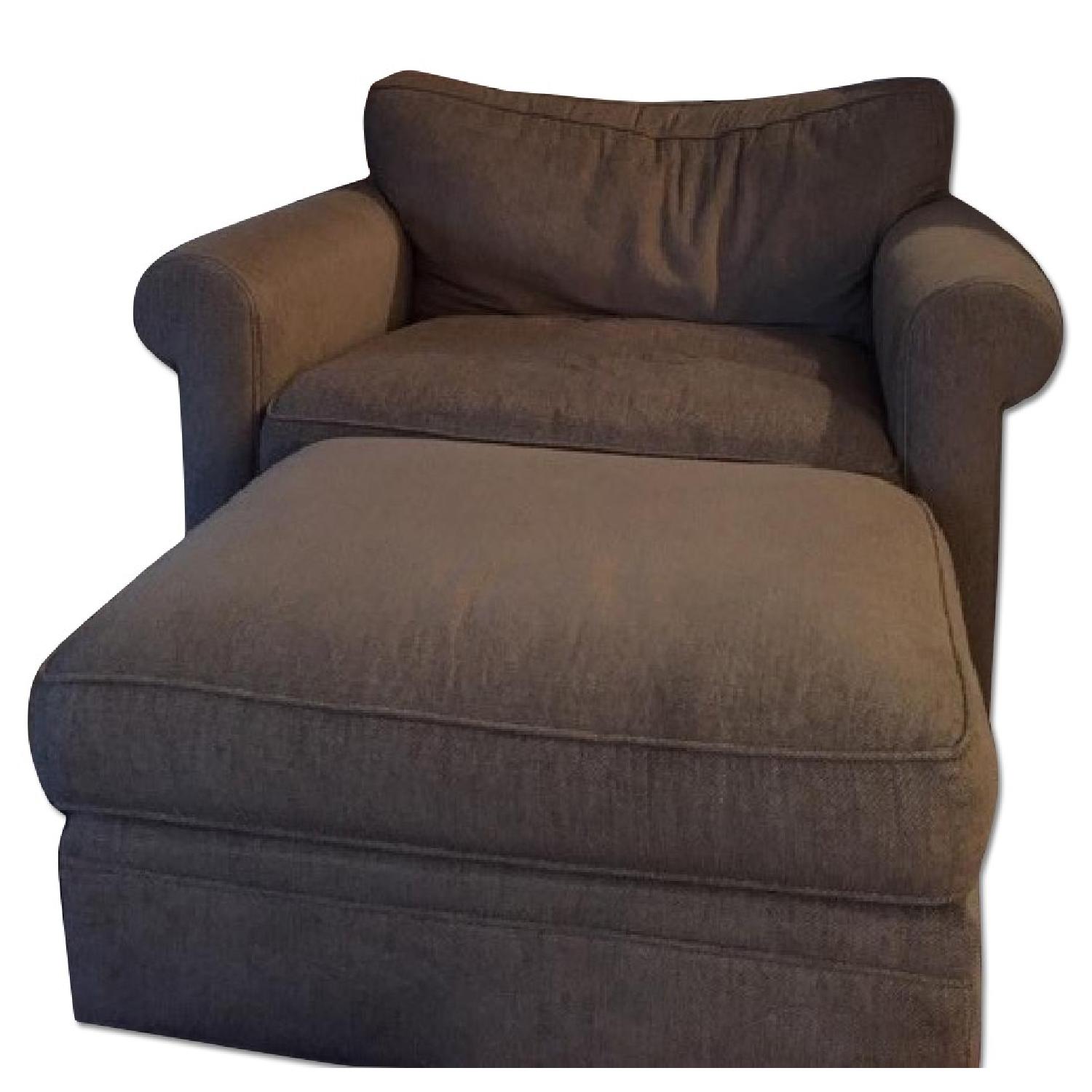 Crate & Barrel Oversized Chair AptDeco