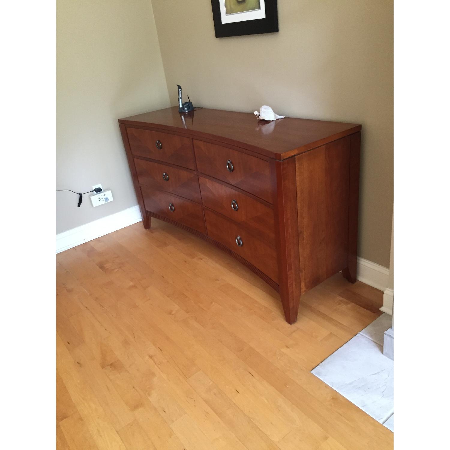 Ethan Allen King Size Bedroom Set - image-5
