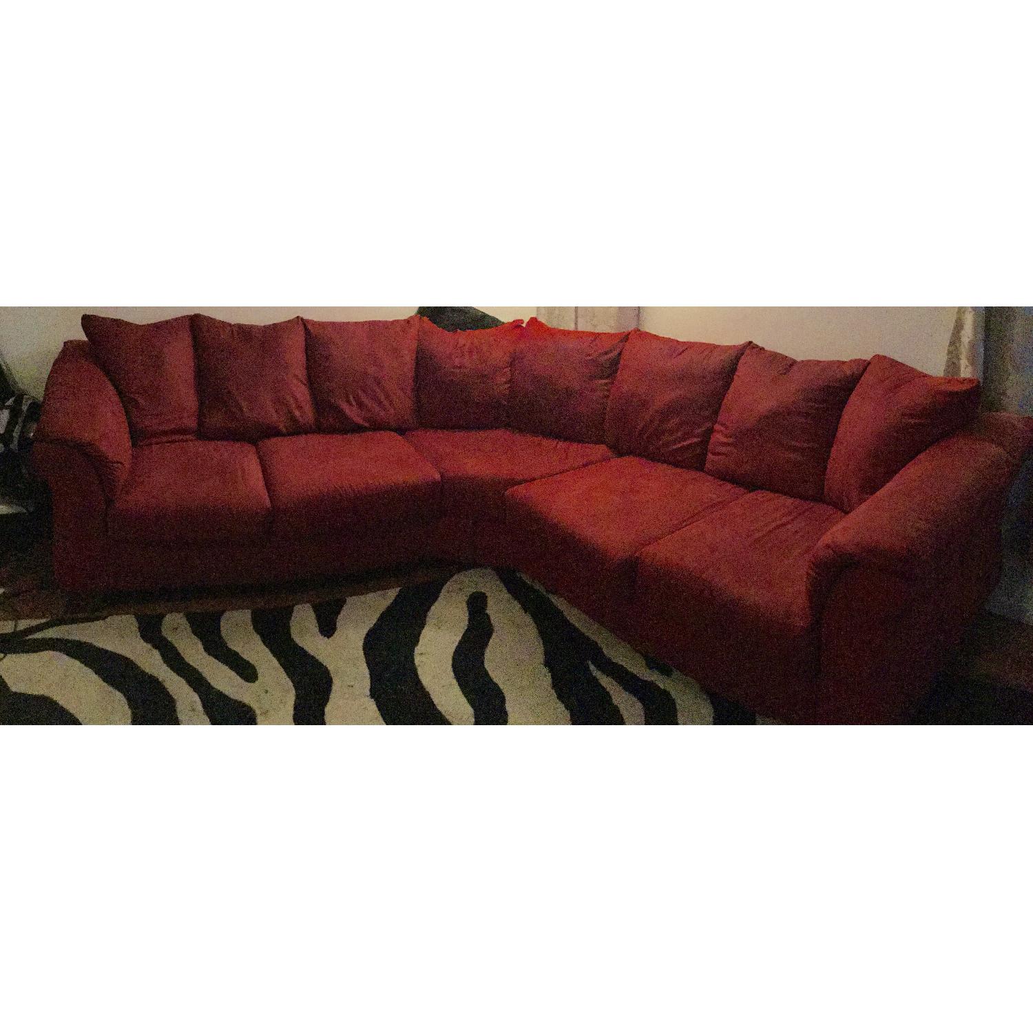 Ashely's Sectional - image-2