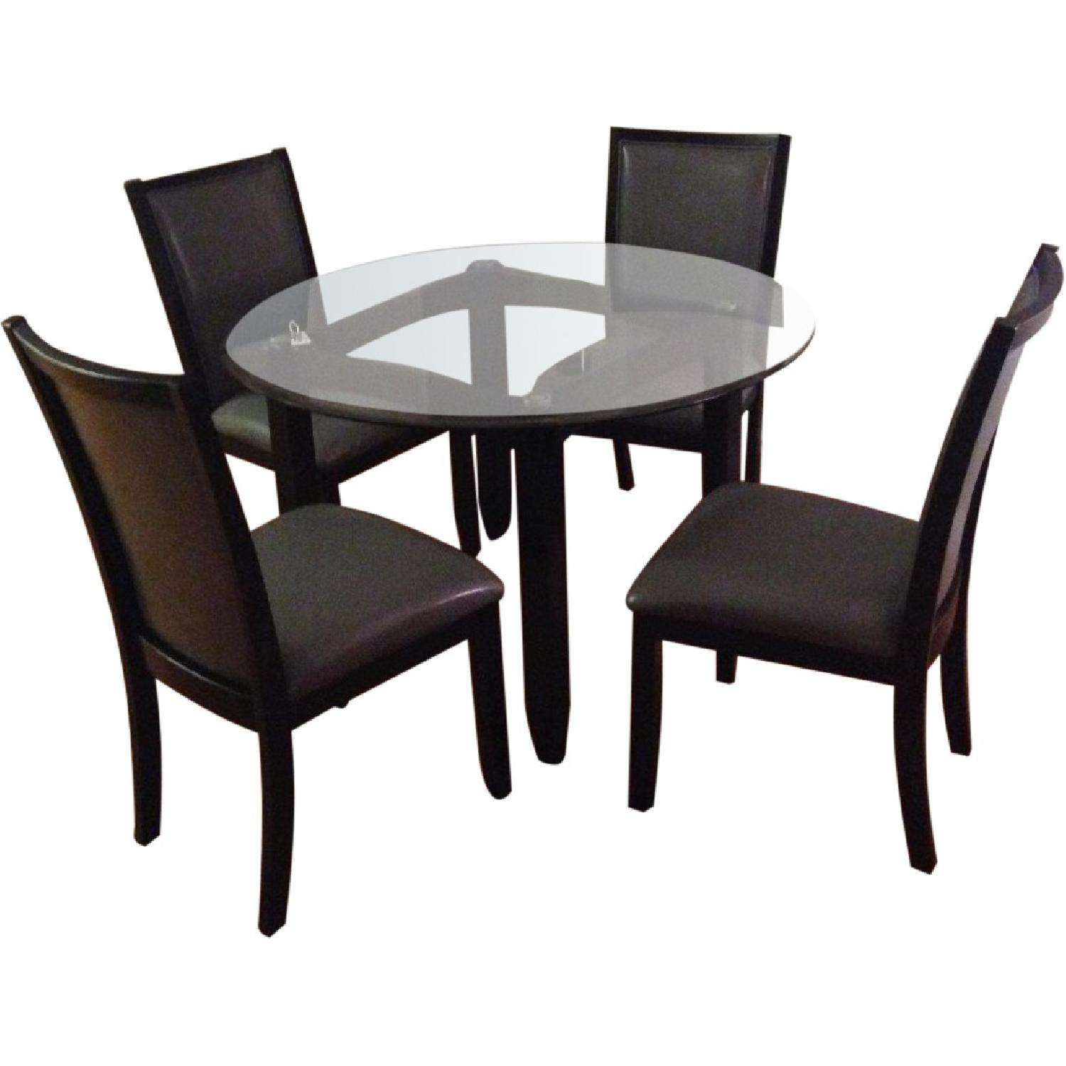 Jennifer Convertibles 5 Piece Round Glass Top Dining w/ 4 Leather Grey