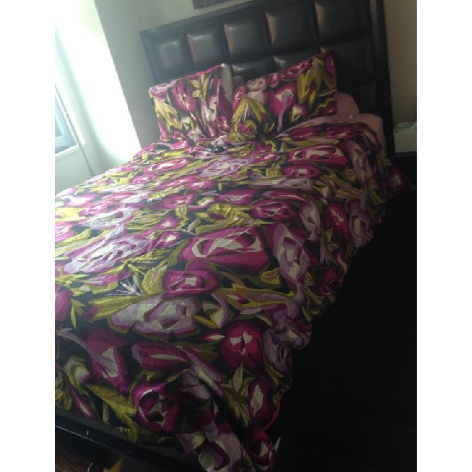 Carolina Black 4-Piece Queen Size Bedroom Set - image-2