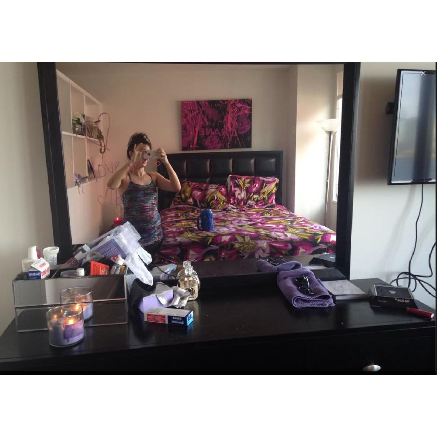 Carolina Black 4-Piece Queen Size Bedroom Set - image-5