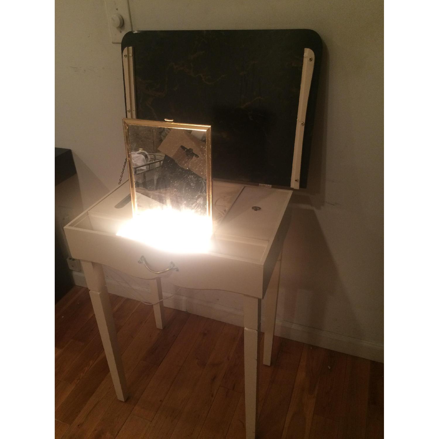 Vintage Vanity - image-2