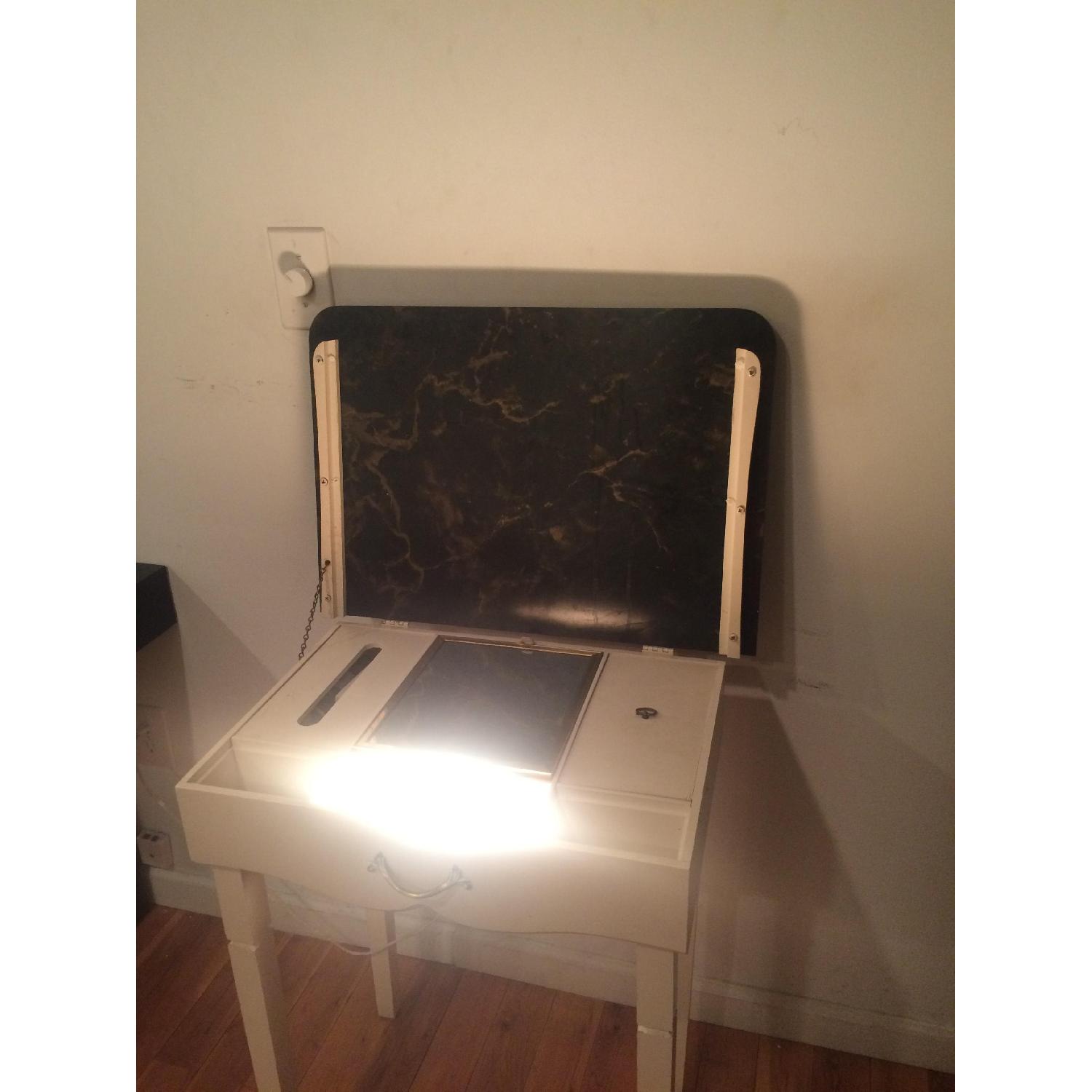 Vintage Vanity - image-3