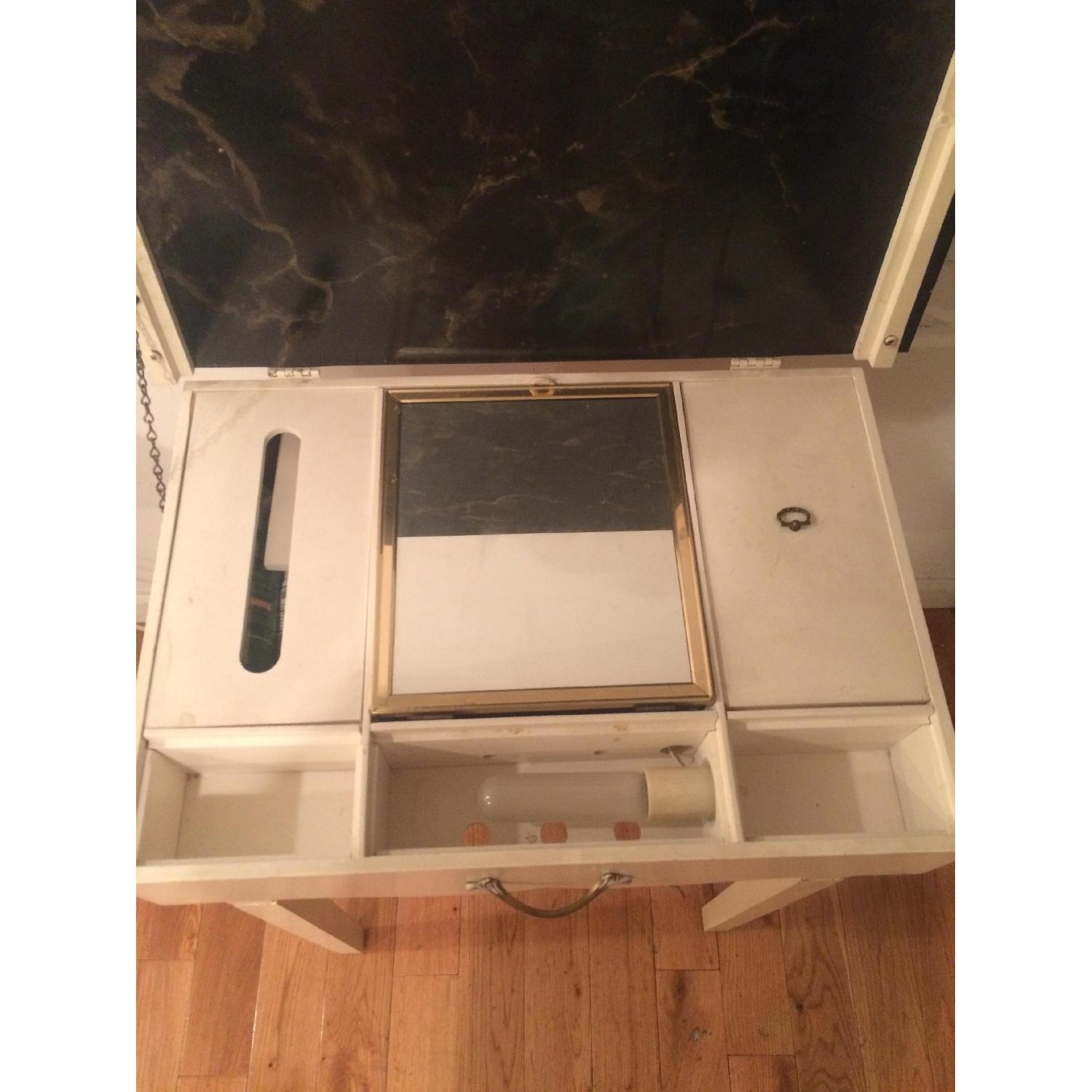 Vintage Vanity - image-4