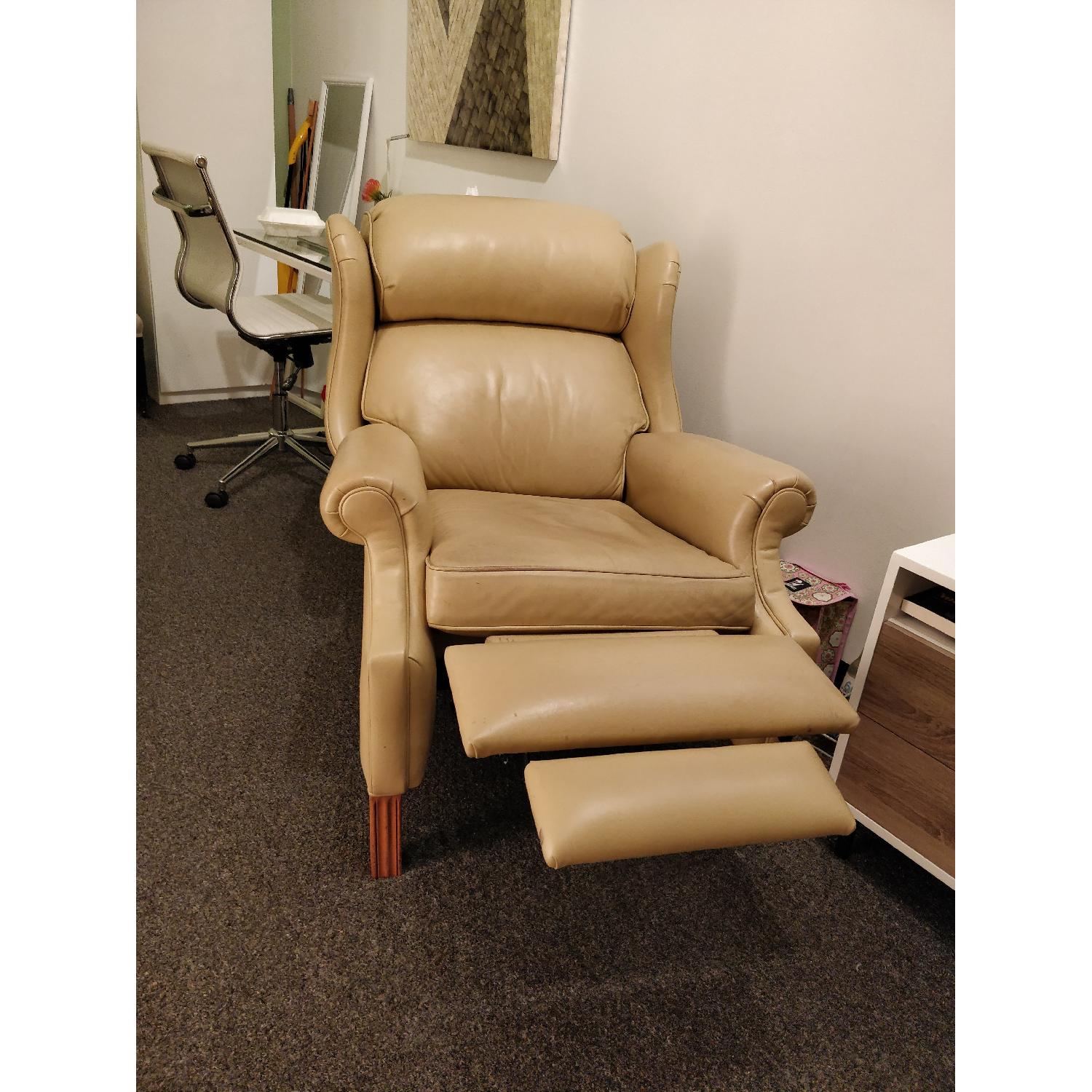 Ethan Allen Townsend Leather Recliner - image-6