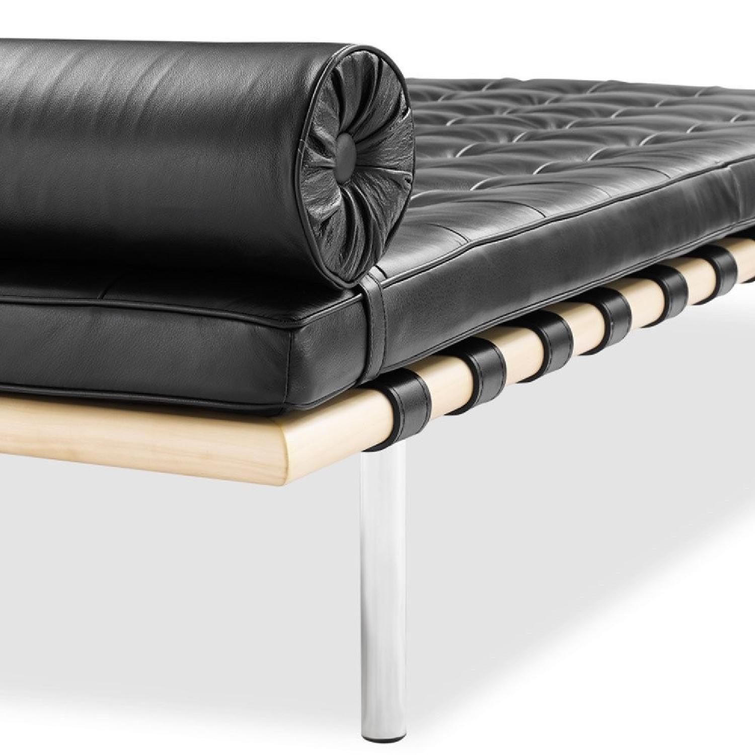 Barcelona Daybed - image-1