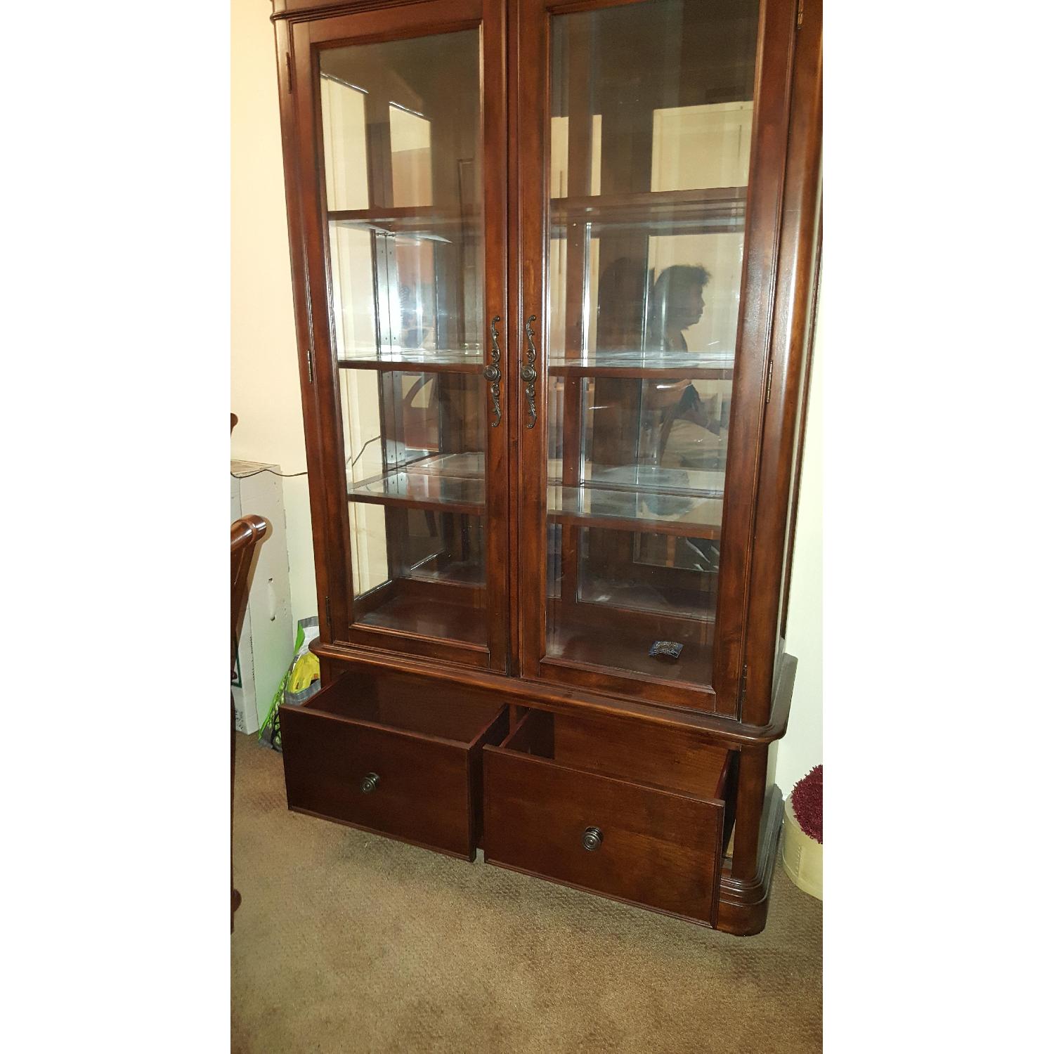 Raymour & Flanigan 11 Piece Dining Room Set - image-10