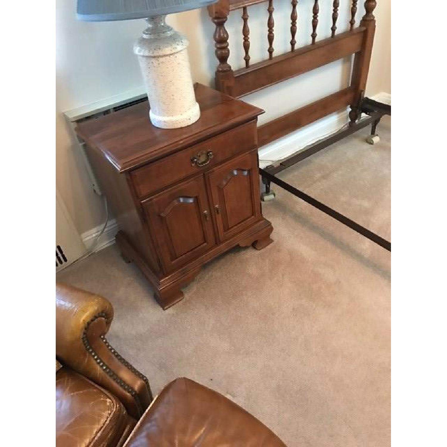 Ethan Allen 6 Piece Bedroom Set - image-7