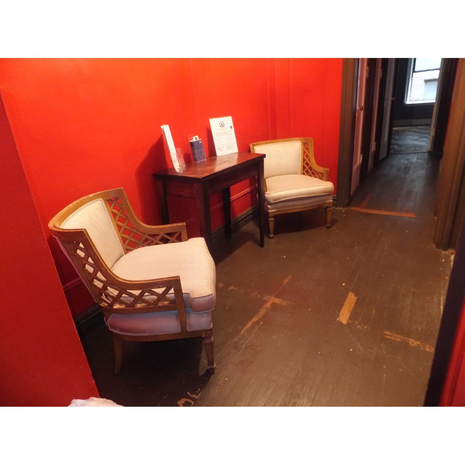 Vintage Foyer Accent Chair - image-3